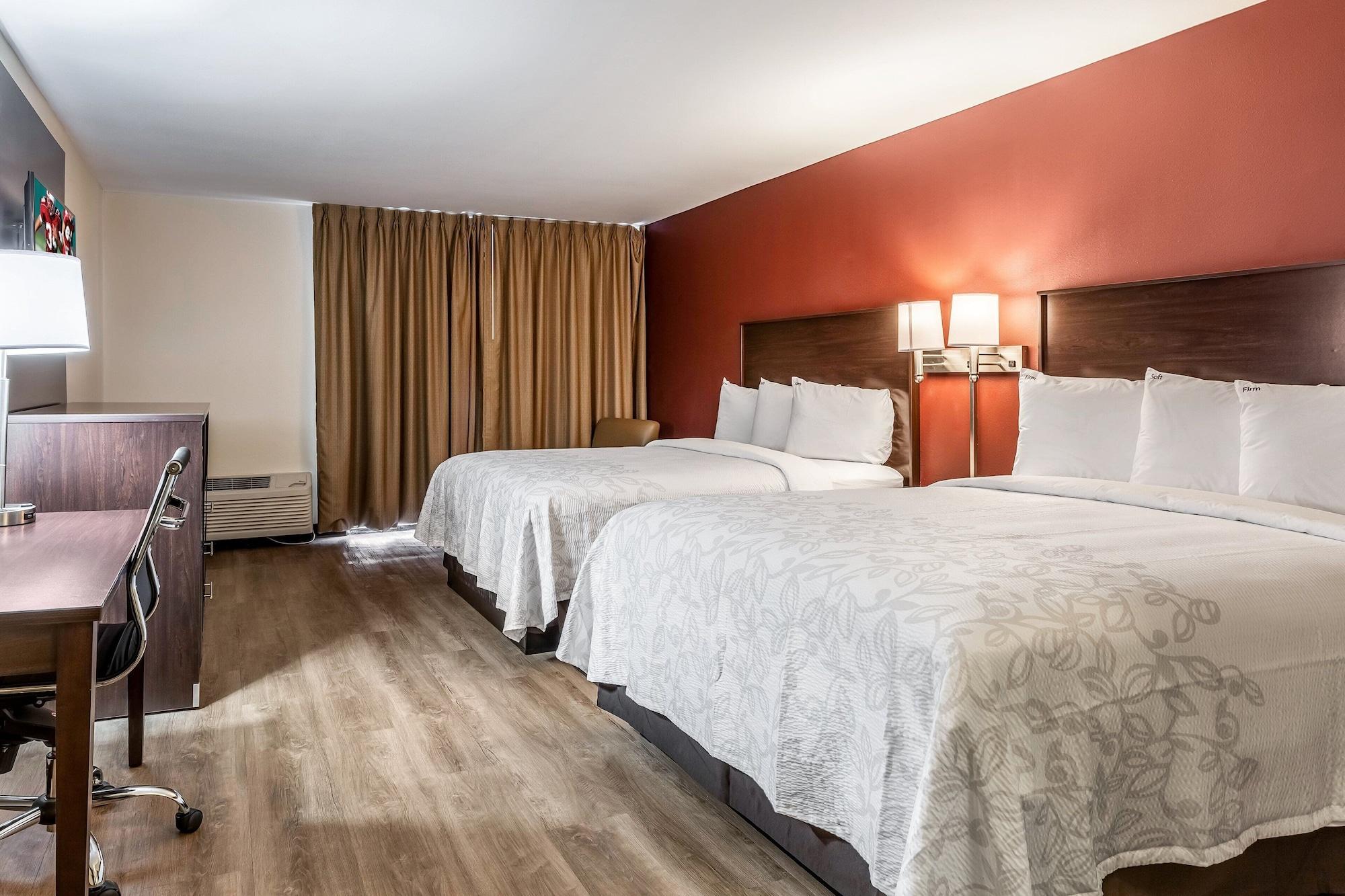 Habitación Red Roof Inn PLUS+ & Suites Houston - IAH Airport SW
