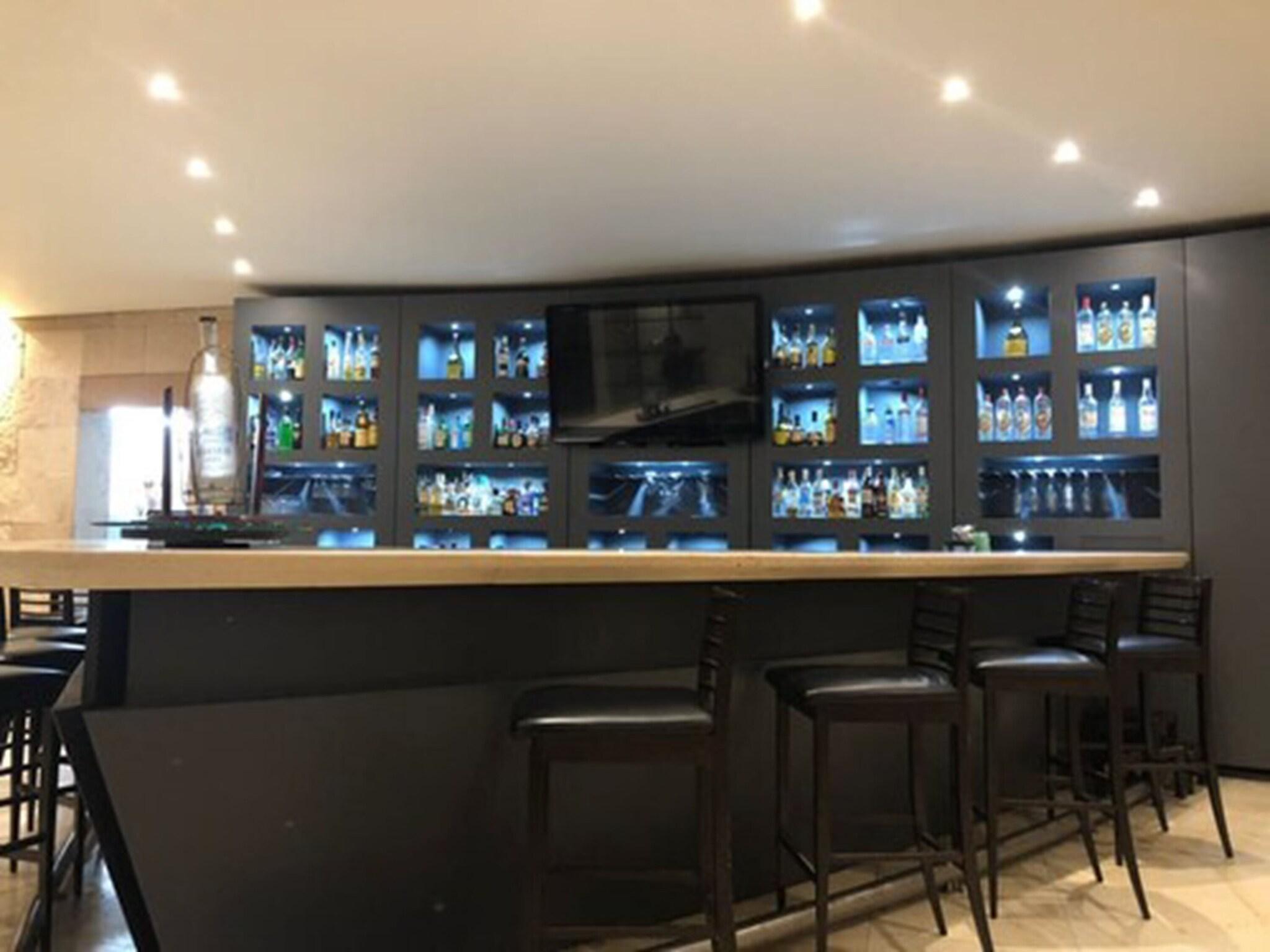 Bar/Salón We Hotel Aeropuerto