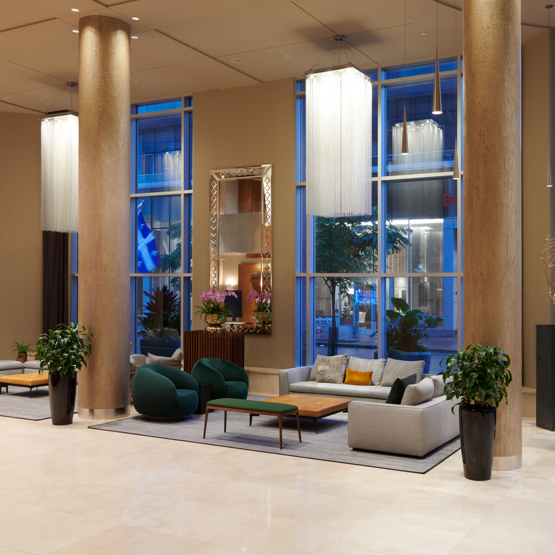 Vista Lobby Warwick Le Crystal - Montréal