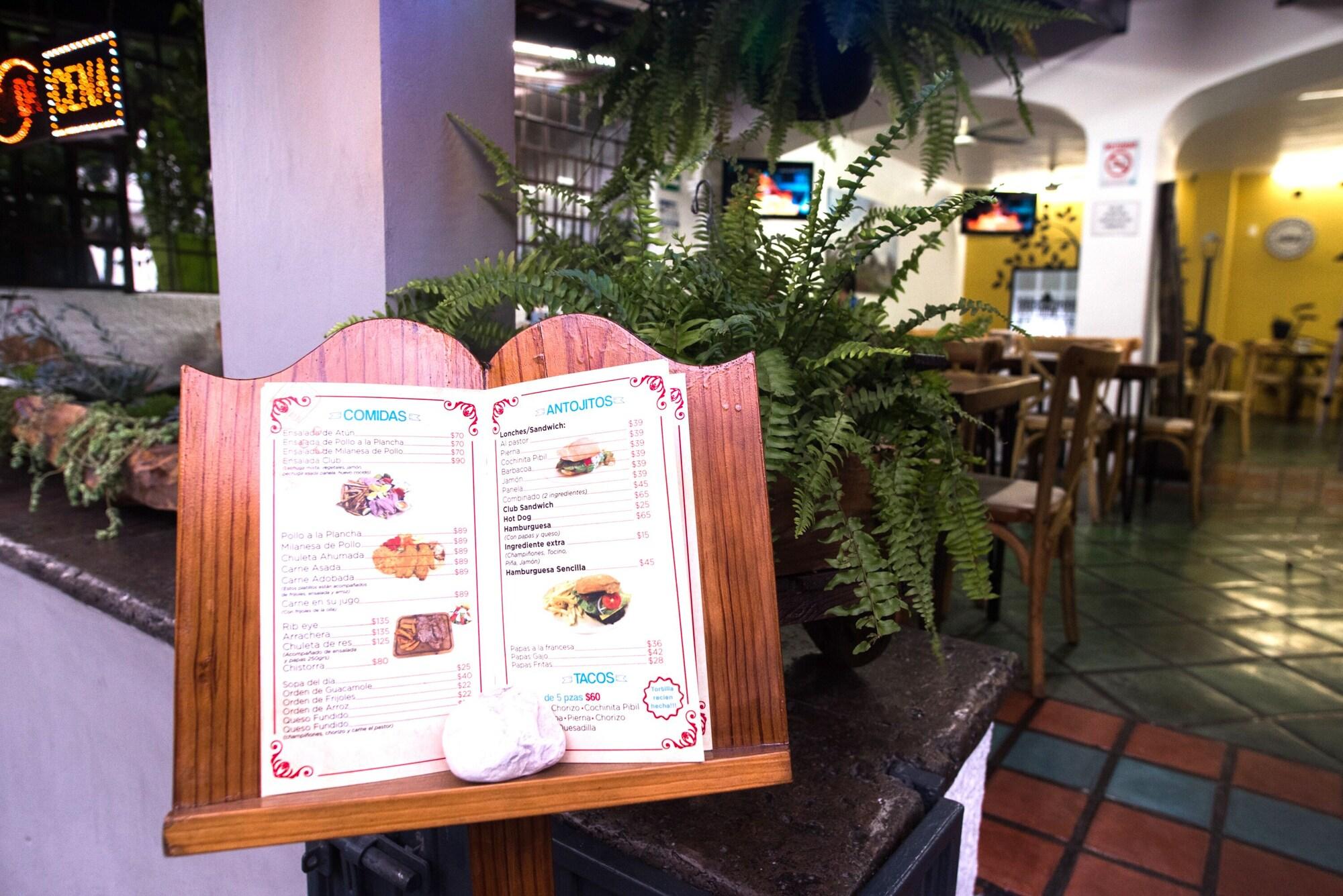 Restaurant Hotel Arboledas Expo