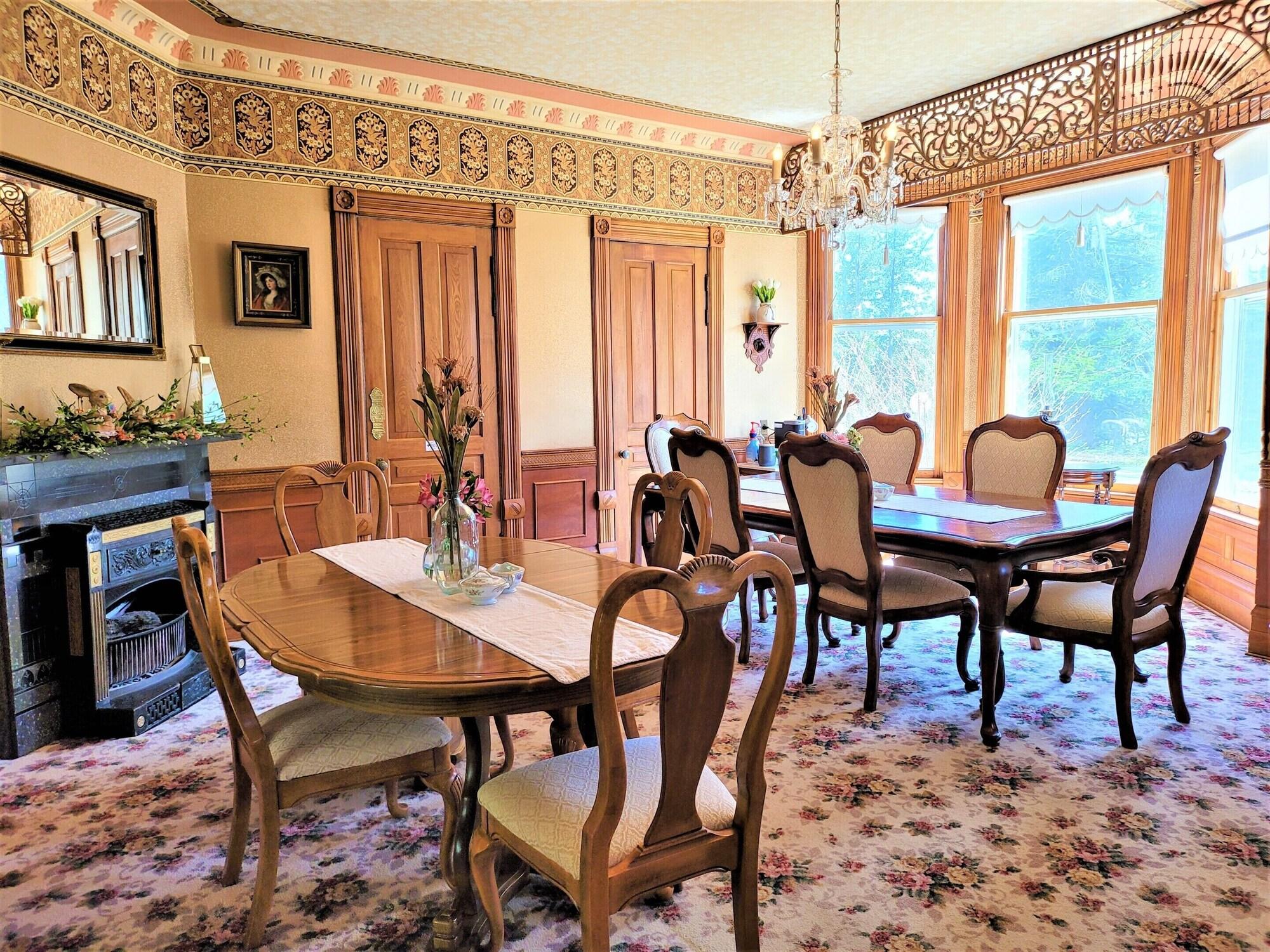 Restaurant Grand Victorian B&B Inn