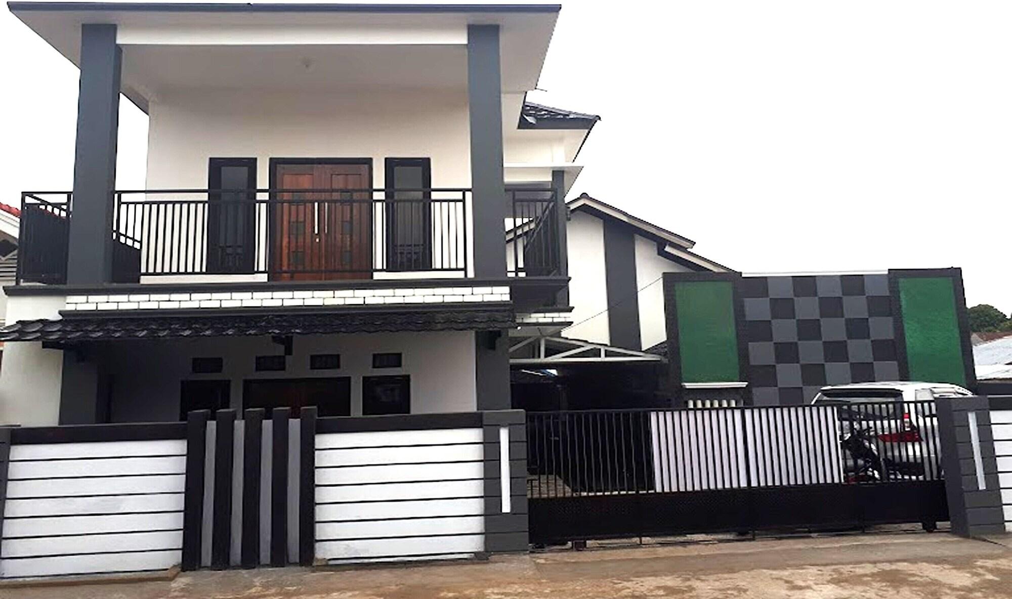 Varios Pondokan Guest House Rinjani Syariah