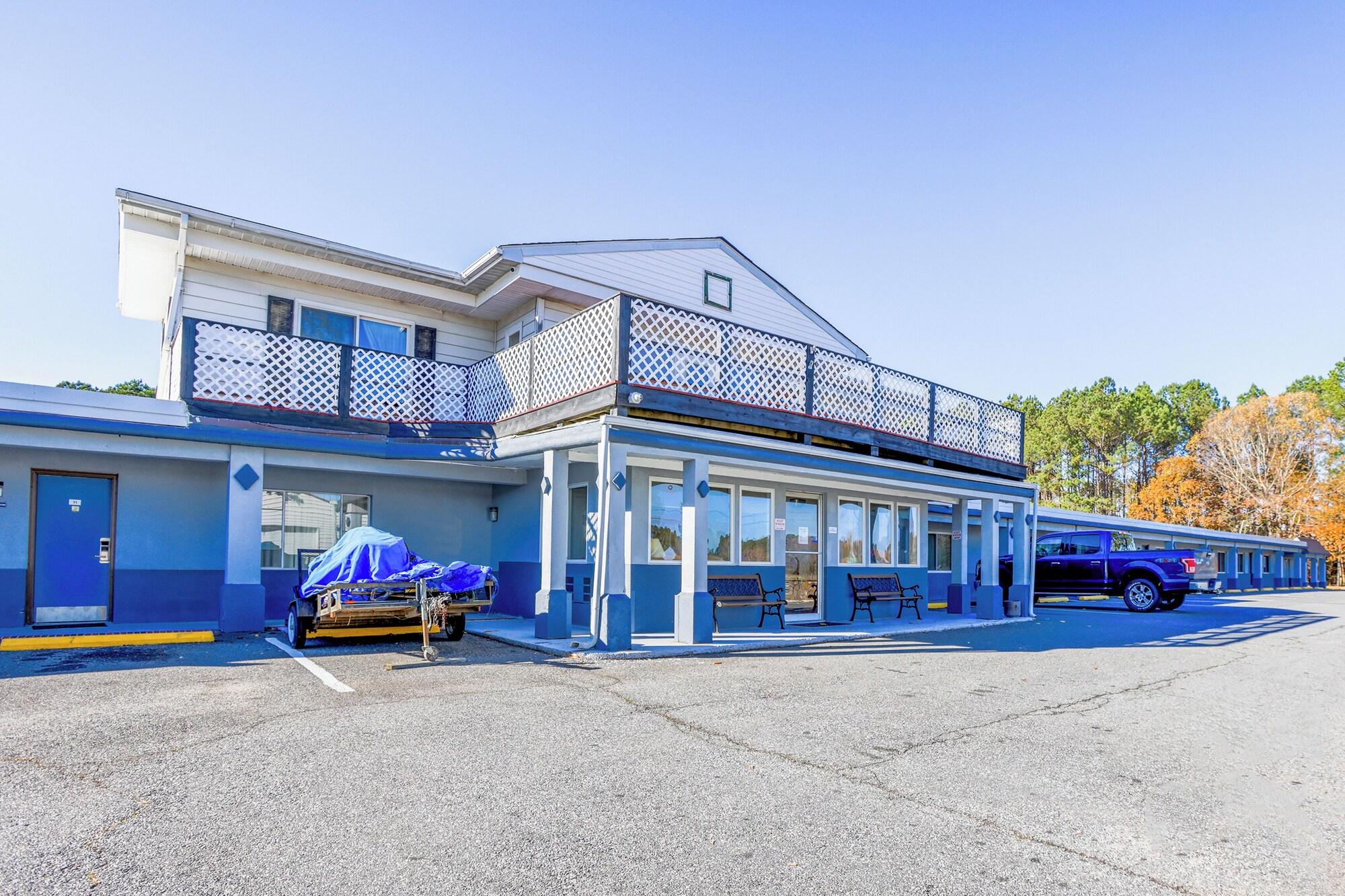 Varios Whispering Pines by Hotel O Whitestone VA