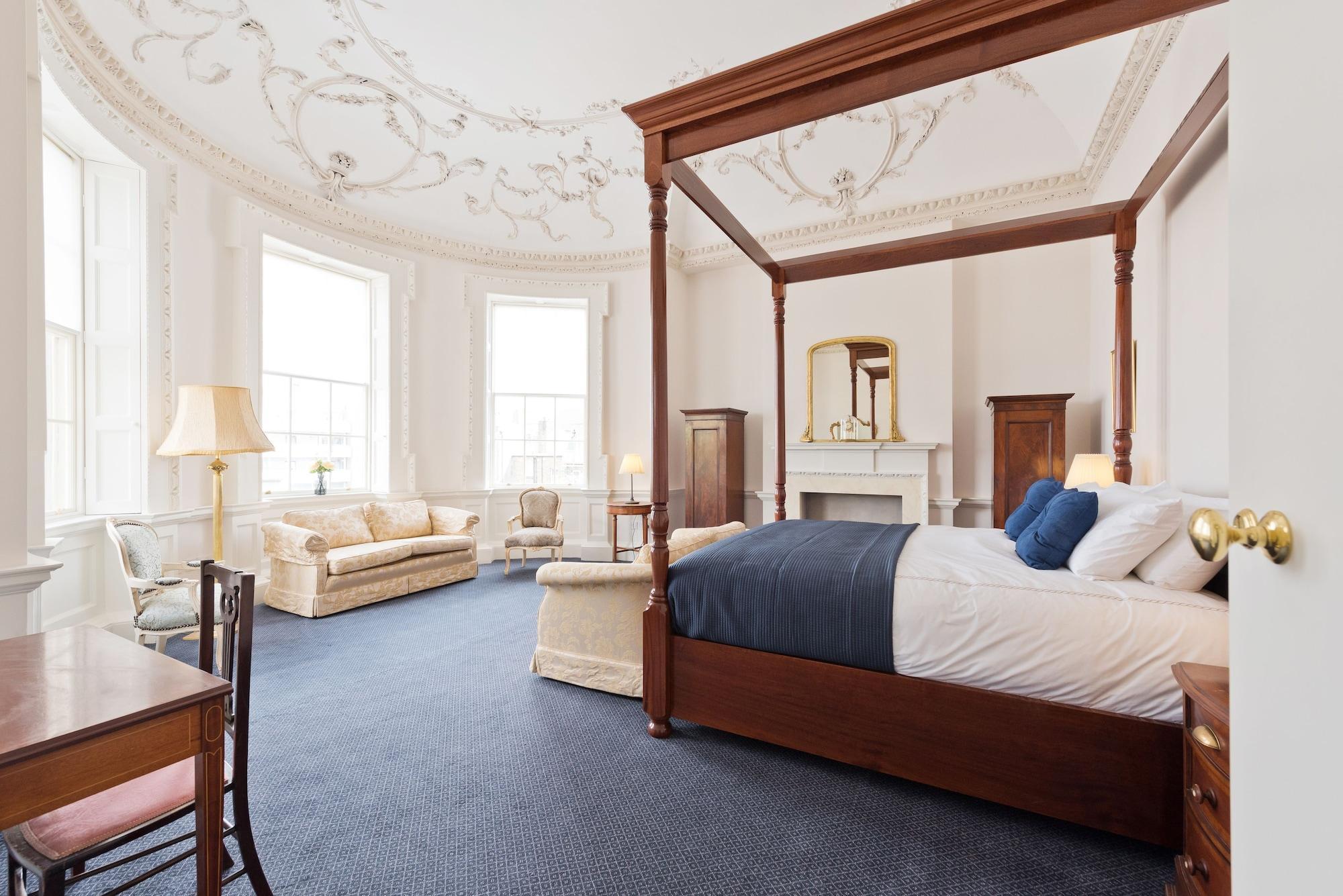 Vista Exterior Henrietta Suites City Centre