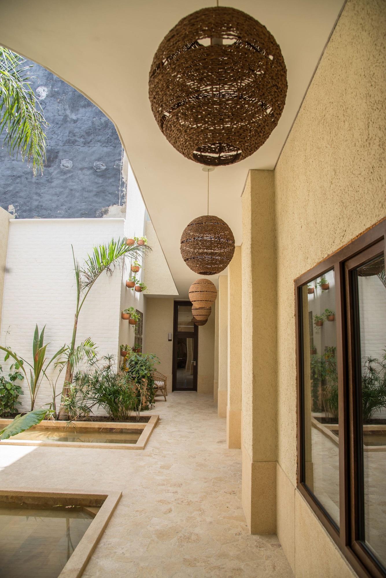 Vista Lobby Soy Local Insignia