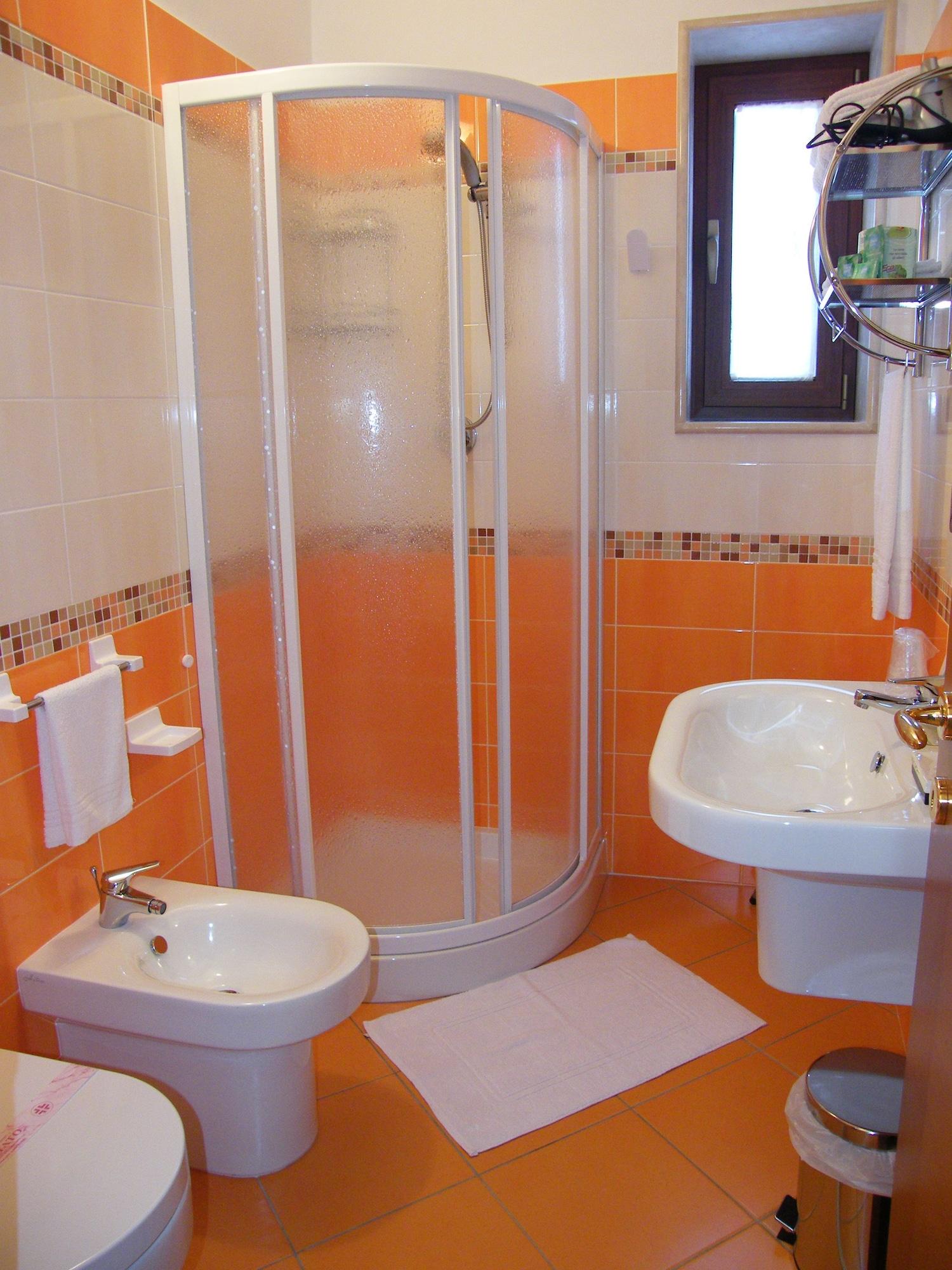 Equipamiento de Habitación Oasi del Sud