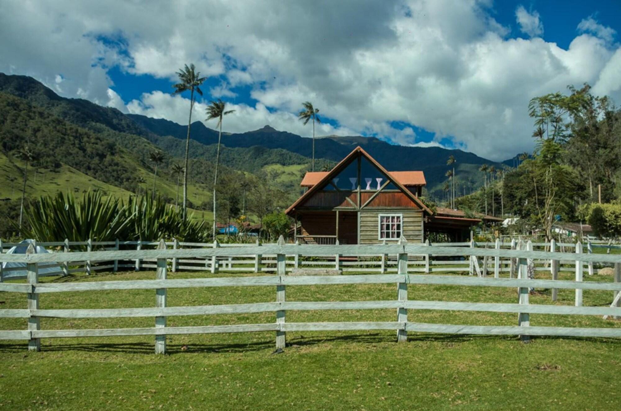 Vista Exterior Eco Hotel las Palmas de Cocora