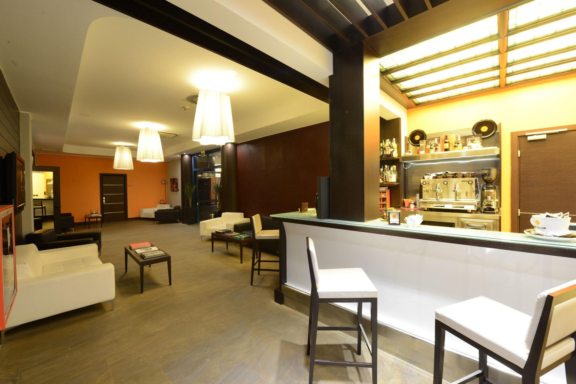 Bar/Salón Hotel Guglielmo