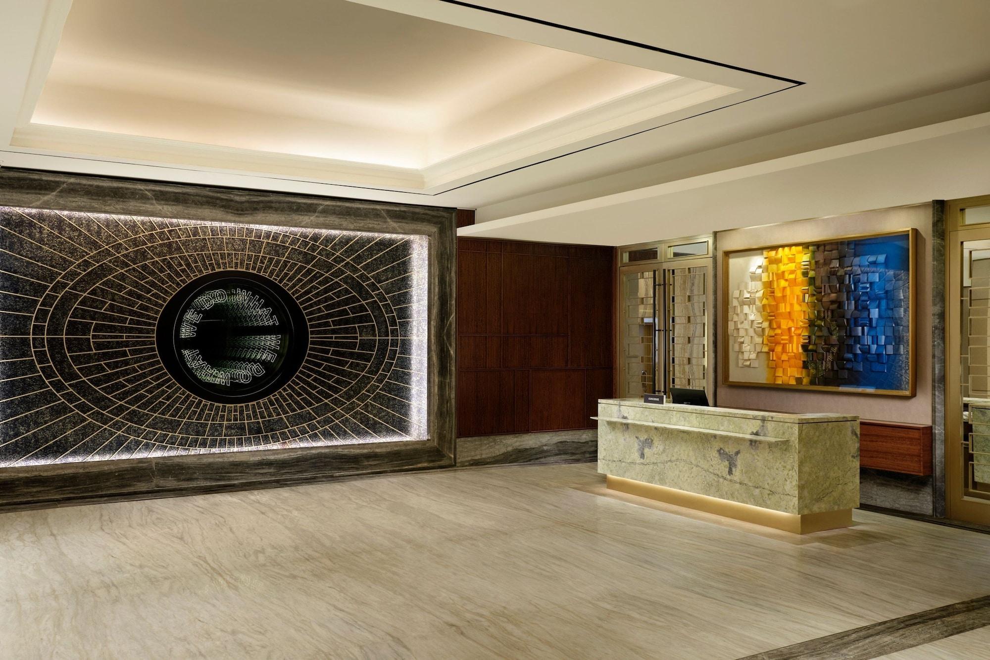 Vista Lobby The Westin Surabaya