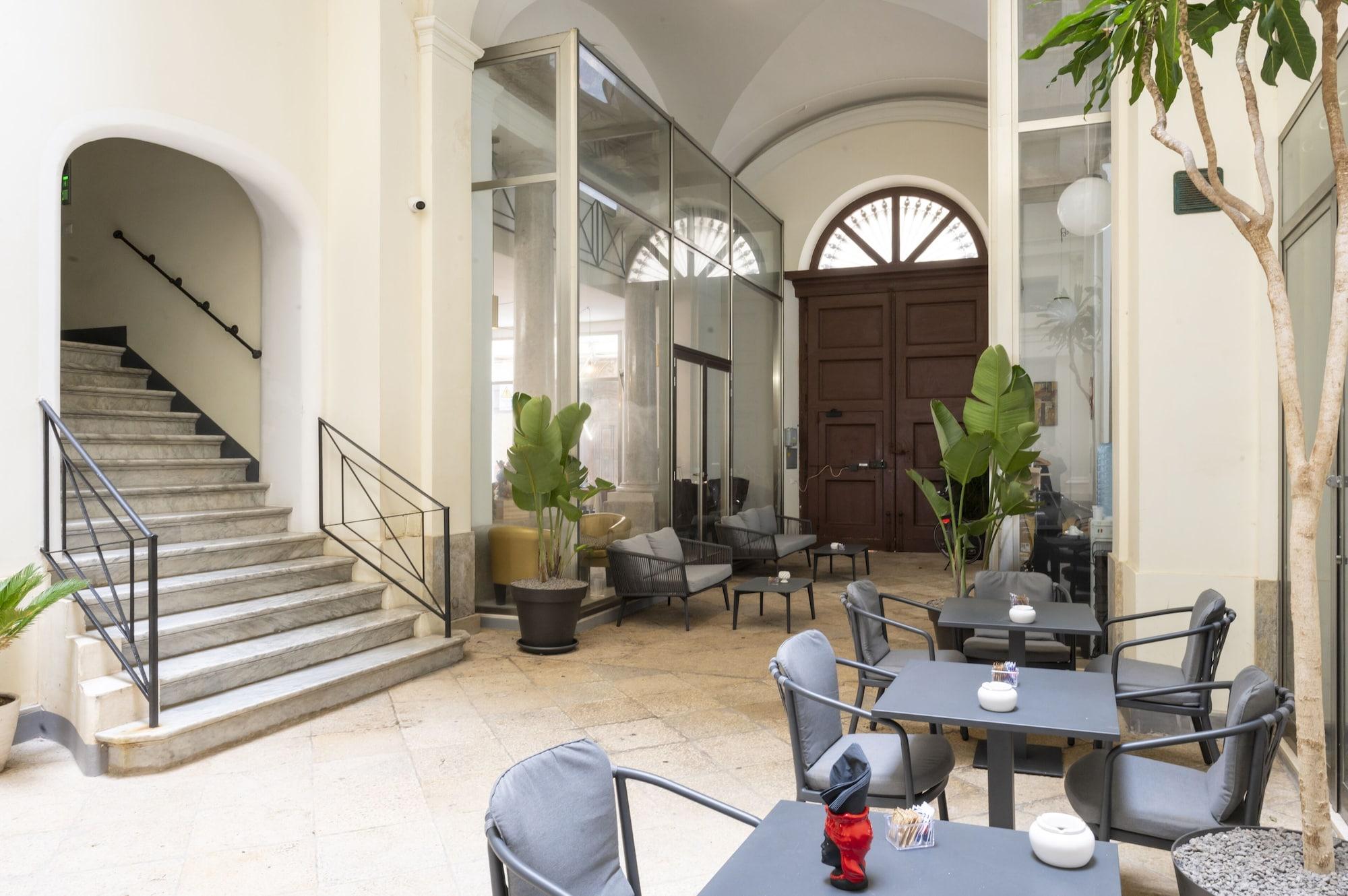 Restaurant Central Gallery Rooms