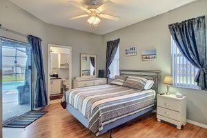 Alquiler Vacacional - Fantastic Water Front Home on the Chain of Lakes