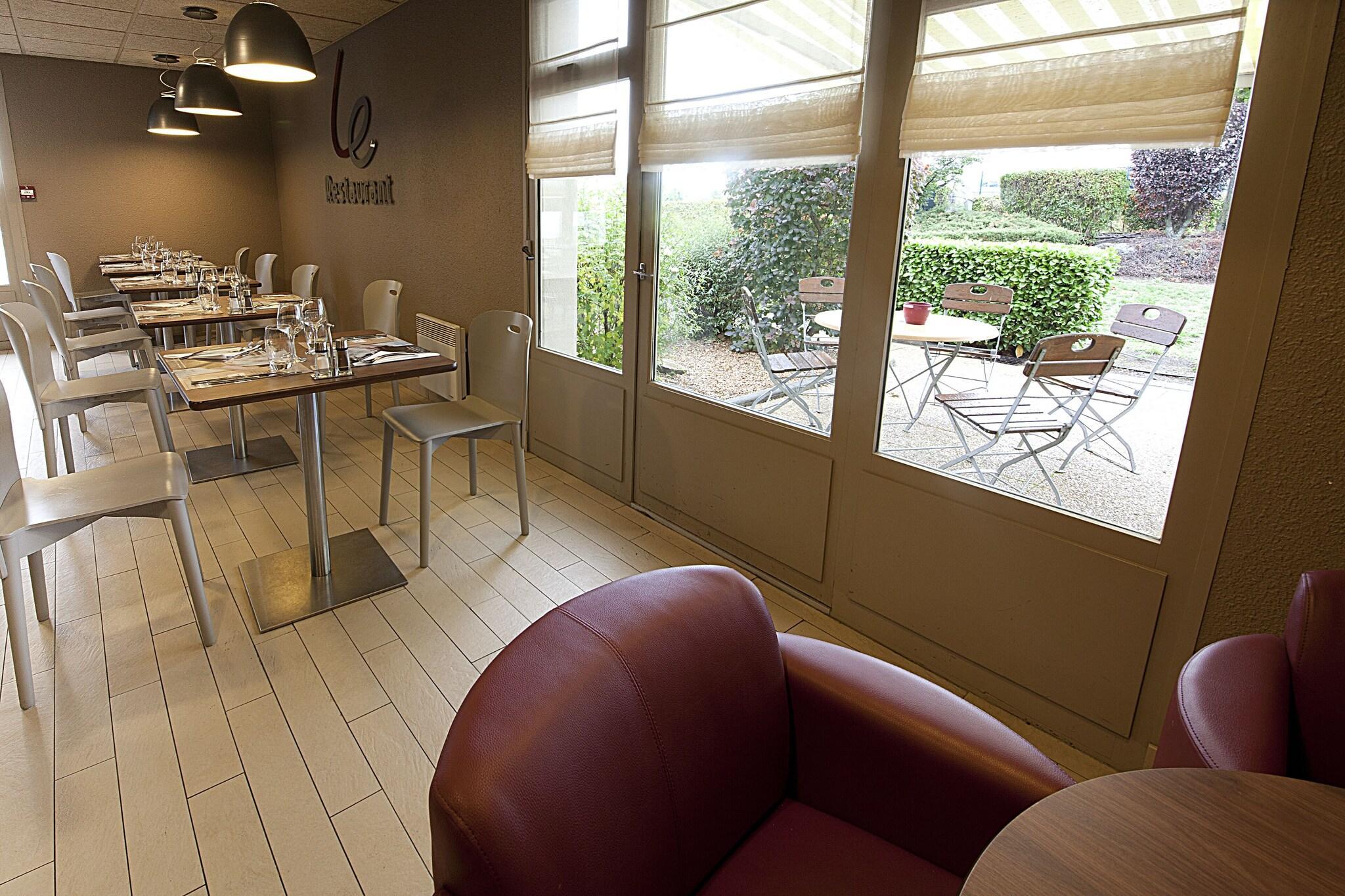 Varios ibis budget Clermont Ferrand Sud Aubière