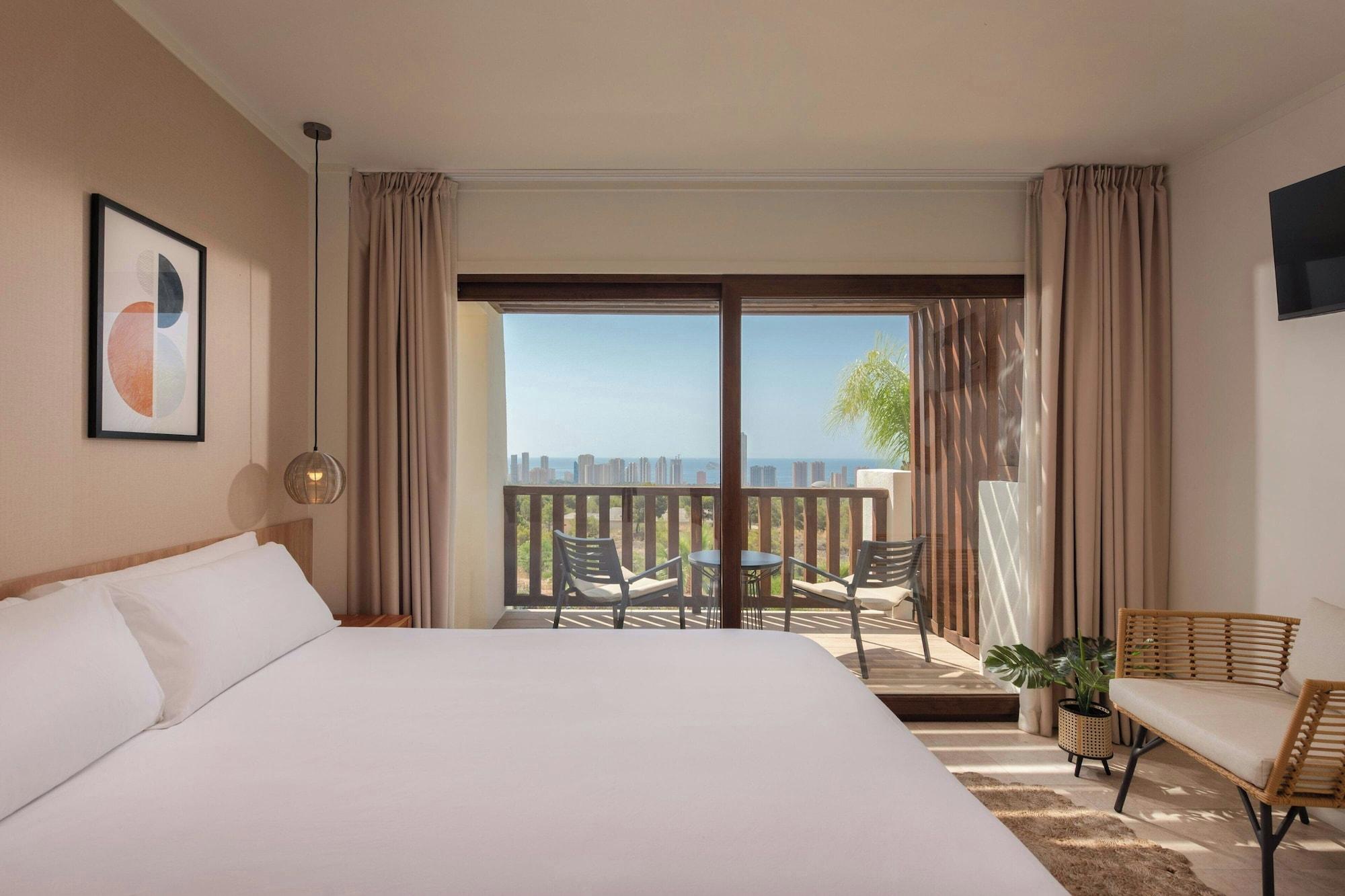 Habitación Four Points by Sheraton Costa Blanca Villas