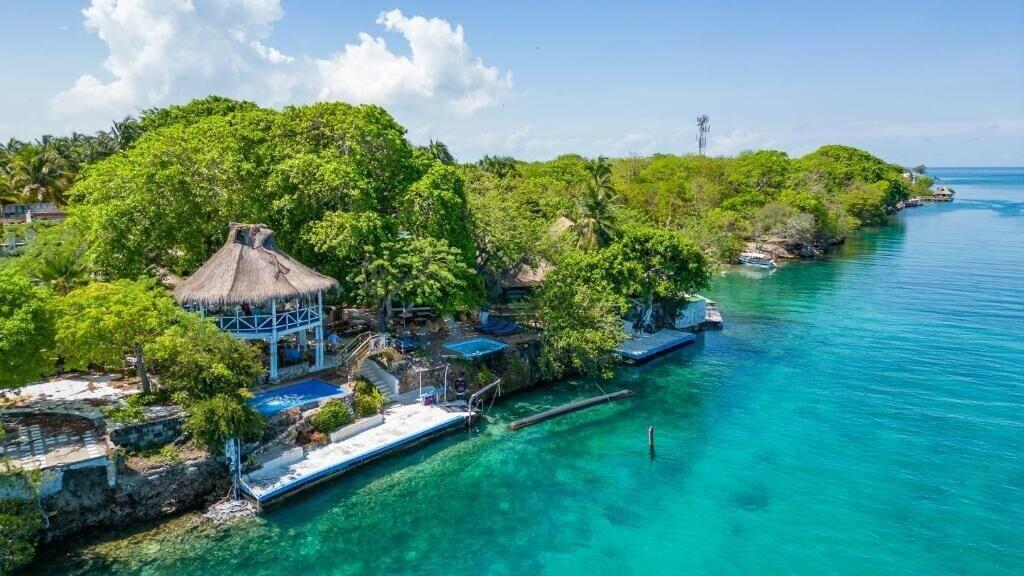 Varios HOTEL ISLA MULATA