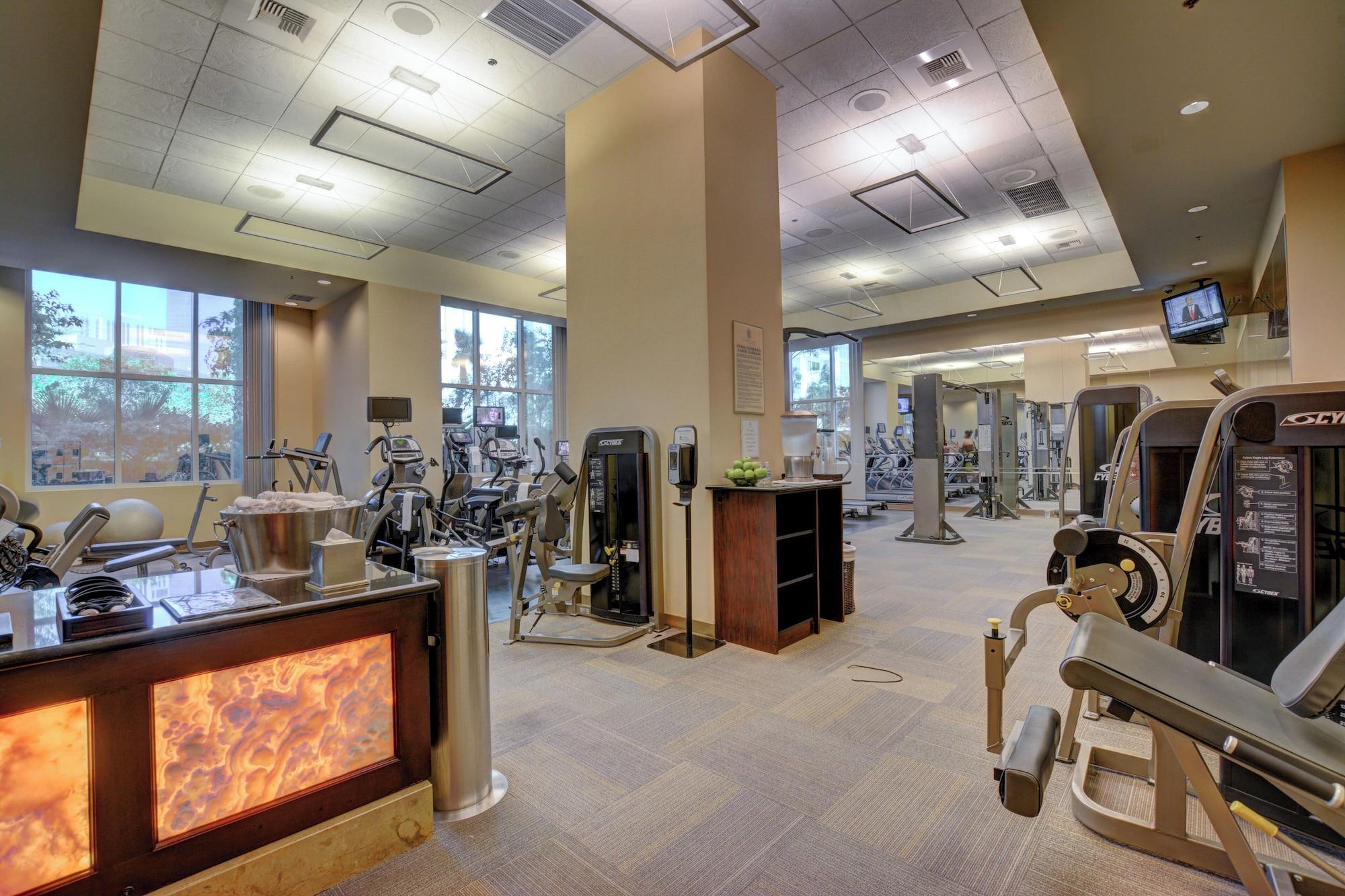 Gimnasio Signature Condos