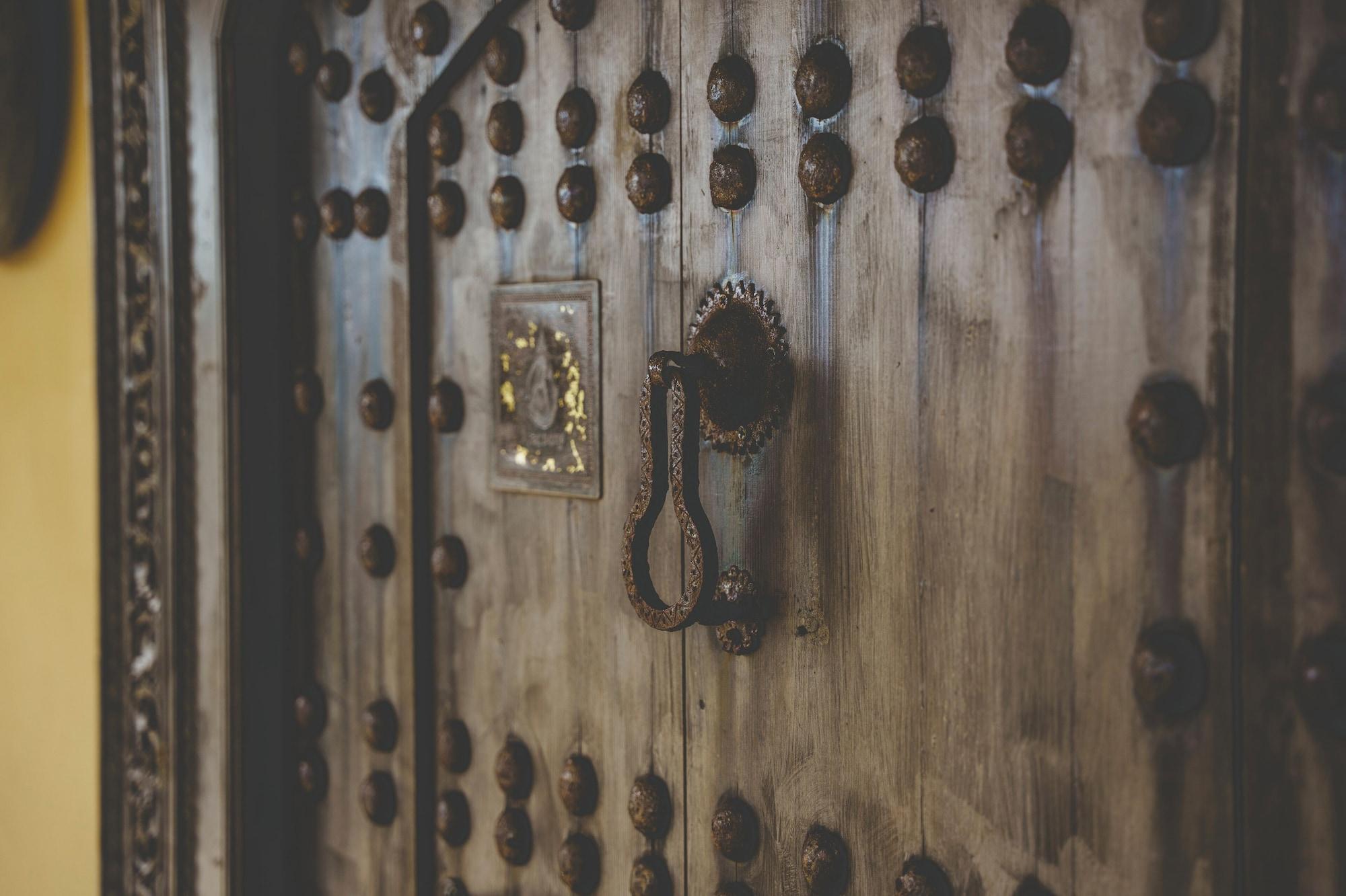 Vista Exterior Riad Lamp