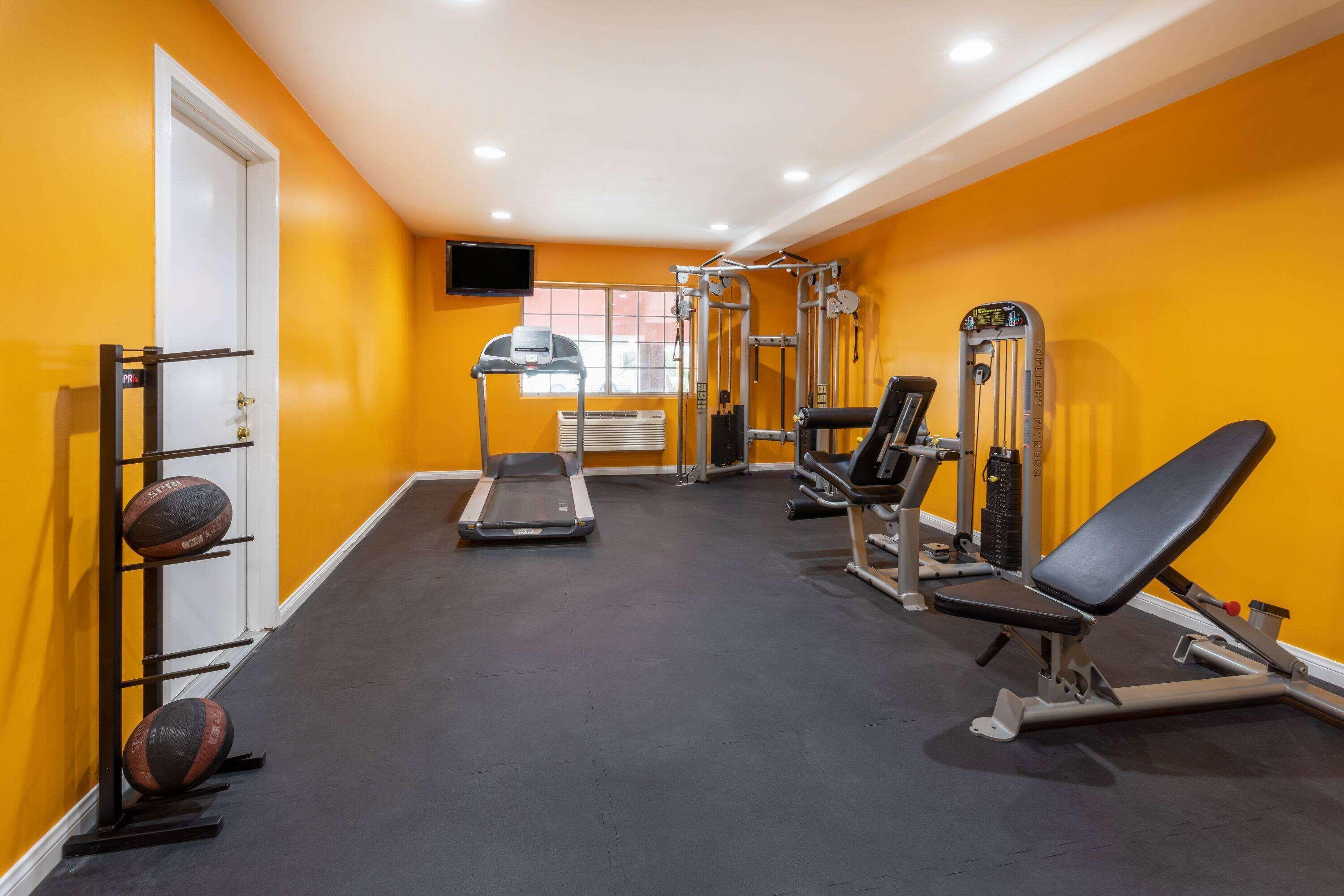 Gimnasio Days Inn by Wyndham Santa Monica