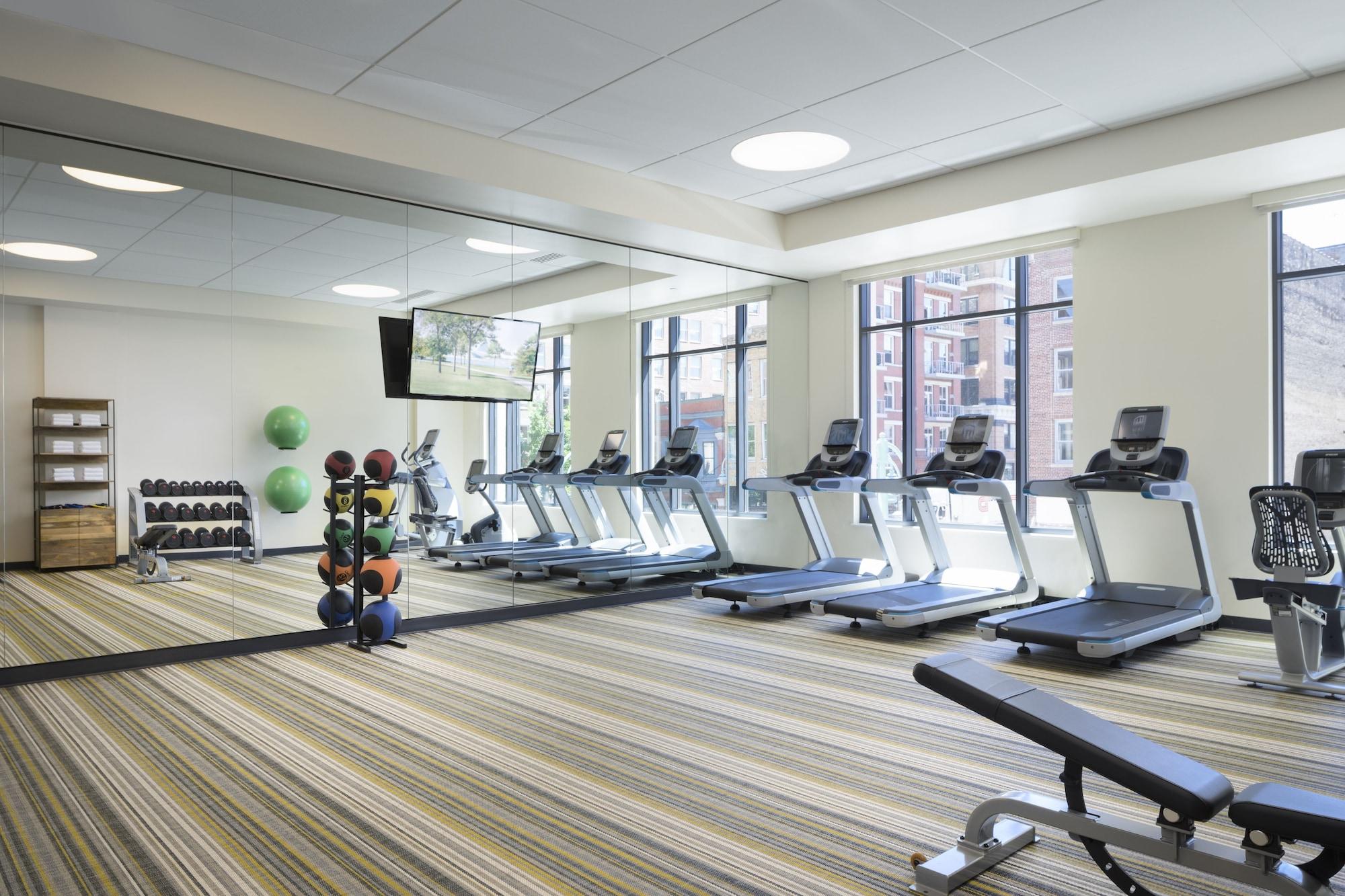 Gimnasio Kimpton Journeyman Hotel by IHG