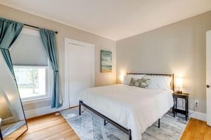 Alquiler Vacacional - Modern 3BR - W/D + Parking - Near Portland