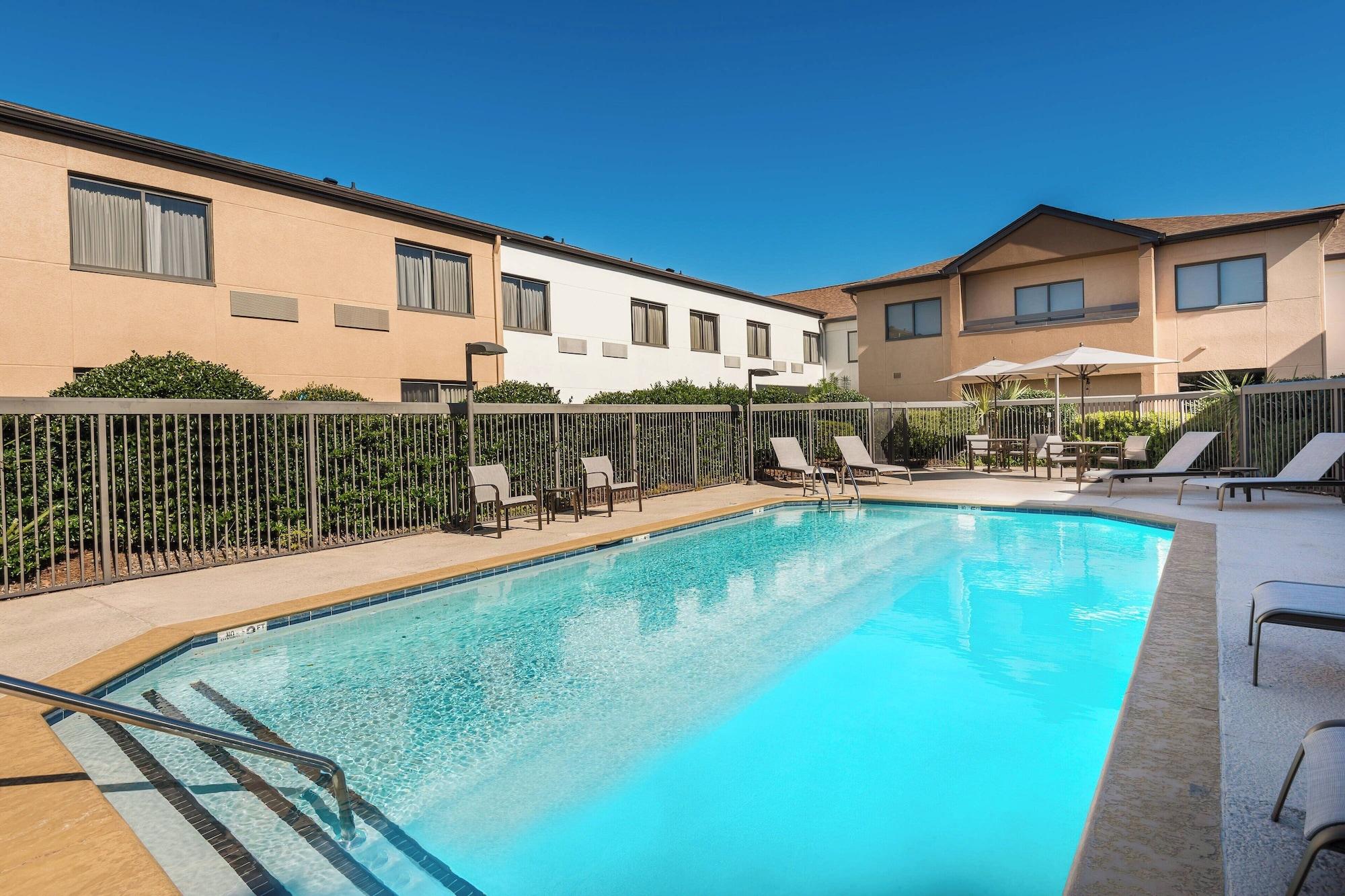 Vista Piscina Courtyard by Marriott Wilmington / Wrightsville Beach