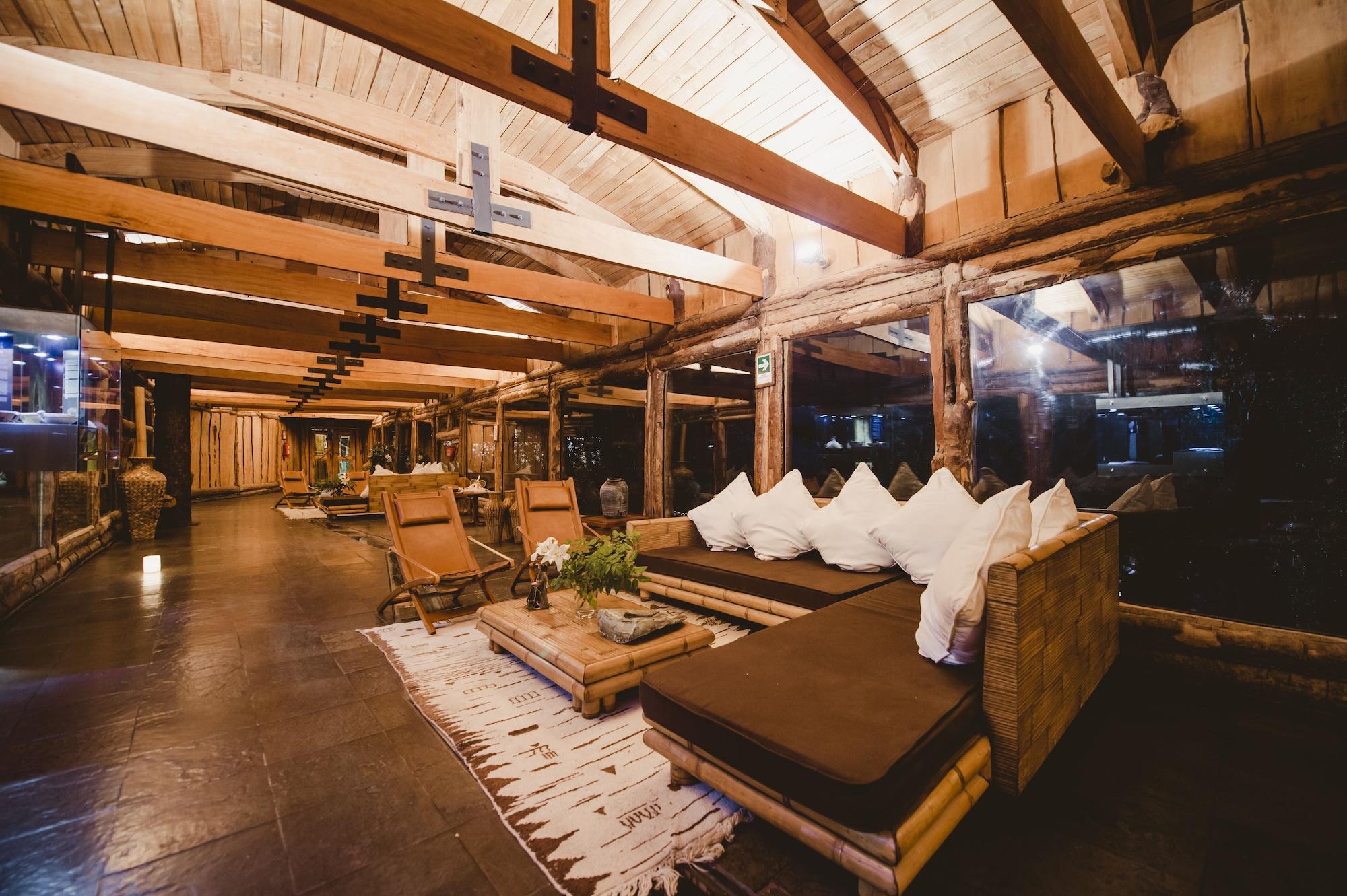 Vista Lobby Huilo Huilo Nothofagus Hotel & Spa