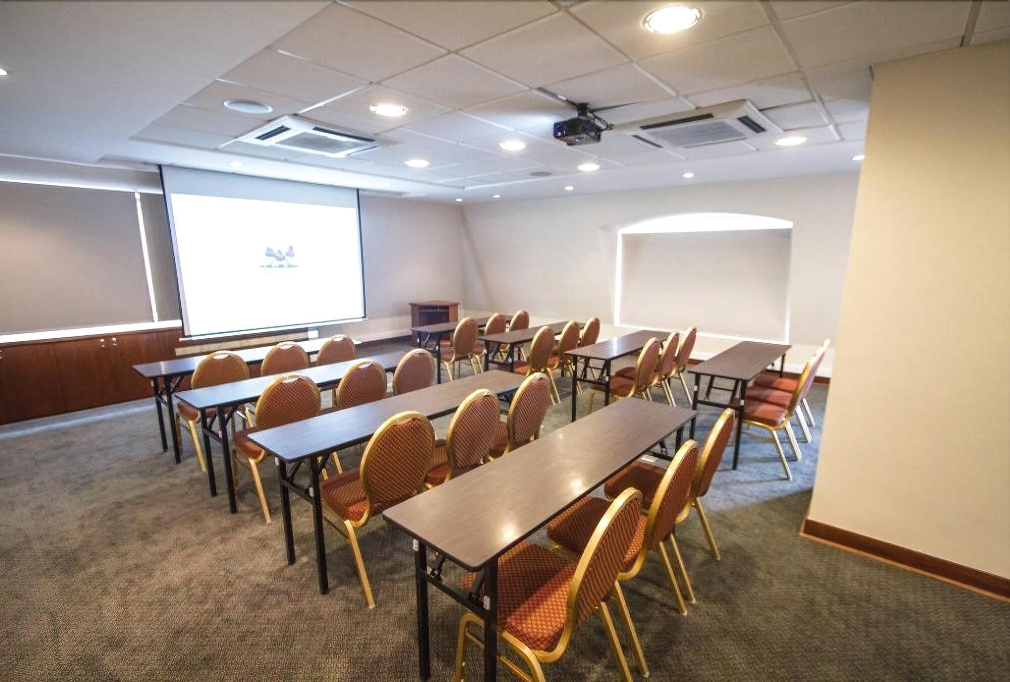 Sala de Reuniones Tur Hotel Santiago
