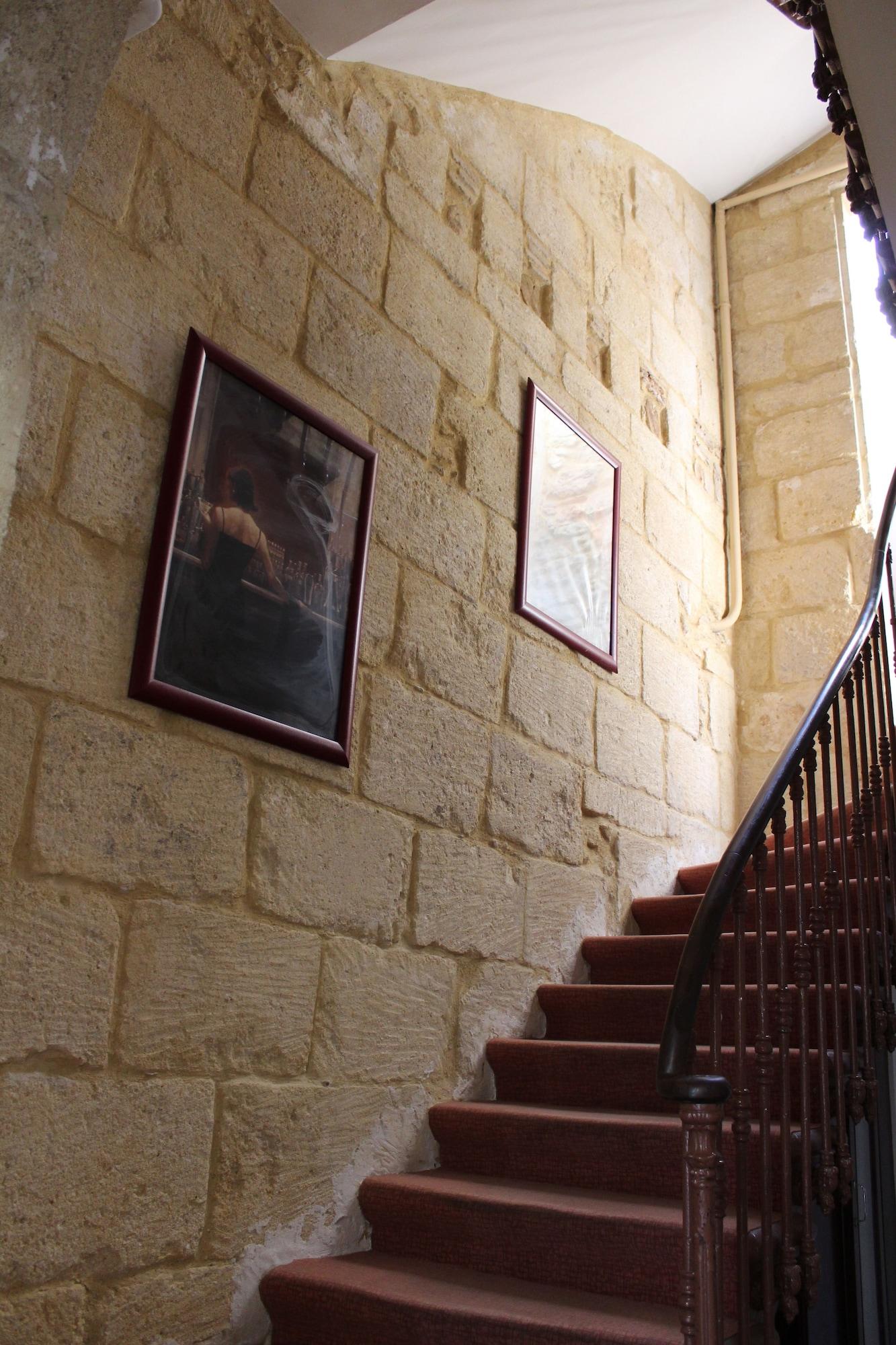 Varios Hôtel Les Glycines