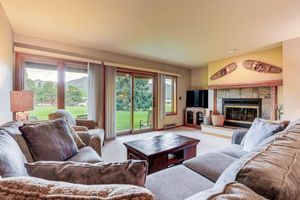 Alquiler Vacacional - Steps to Shadow Mountain Lake: Grand Lake Condo