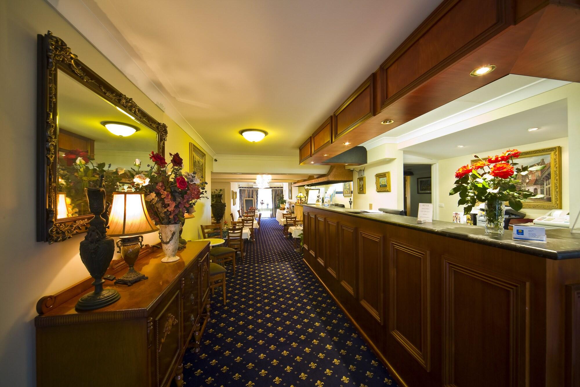 Vista Lobby Albury Georgian Motel & Suites