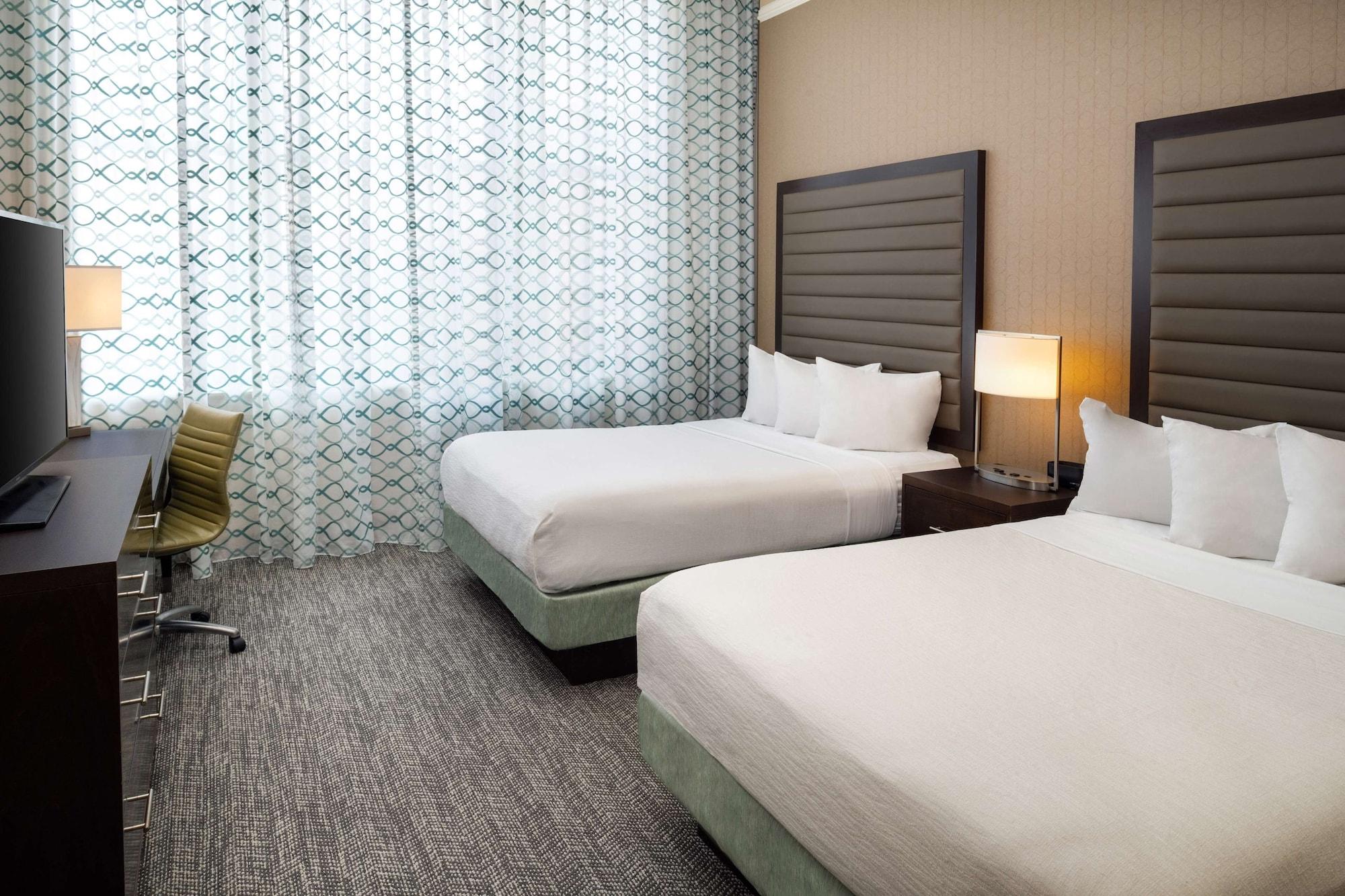 Habitación Embassy Suites by Hilton St. Louis Downtown