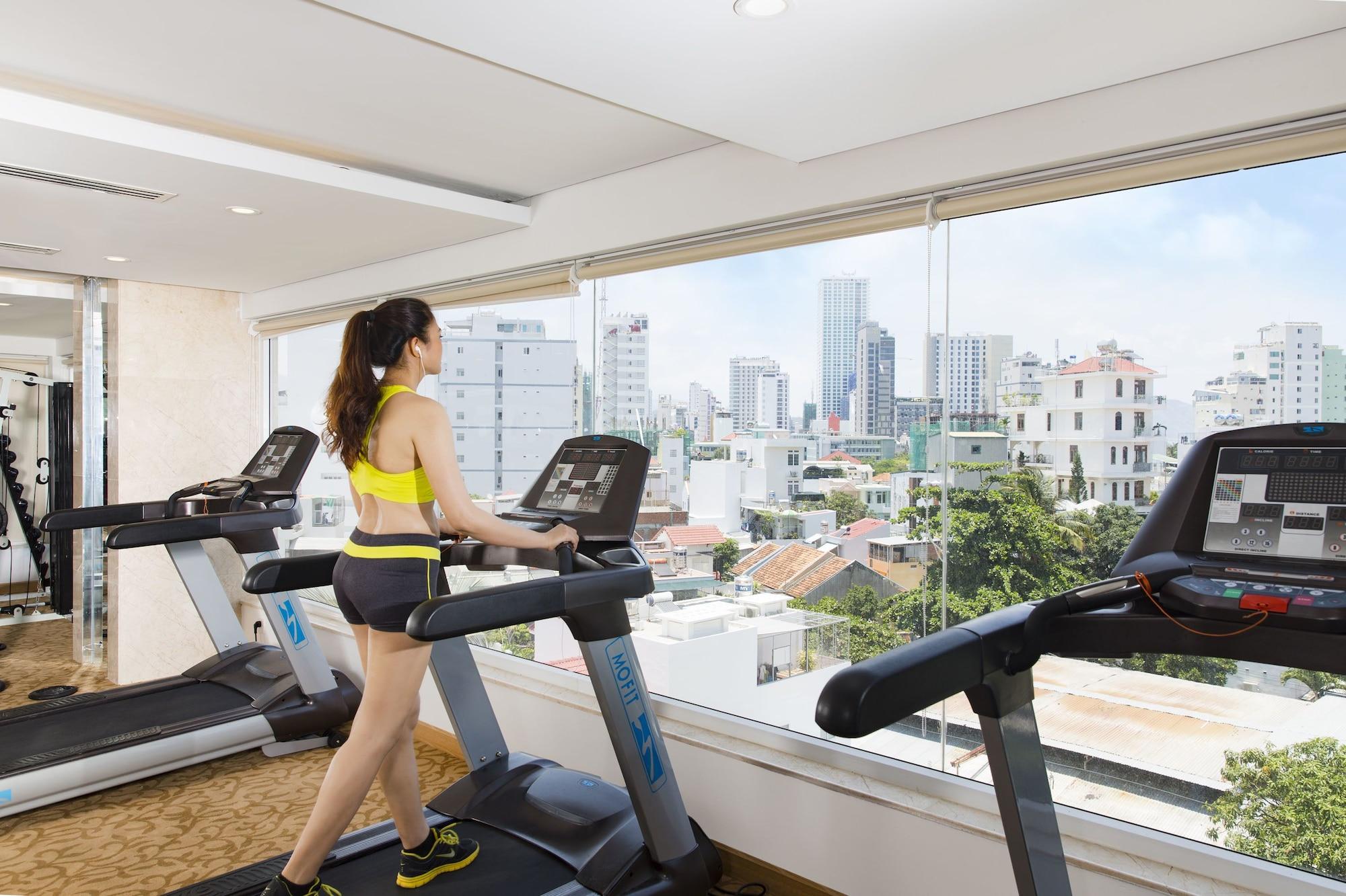 Gimnasio Dendro Gold Hotel
