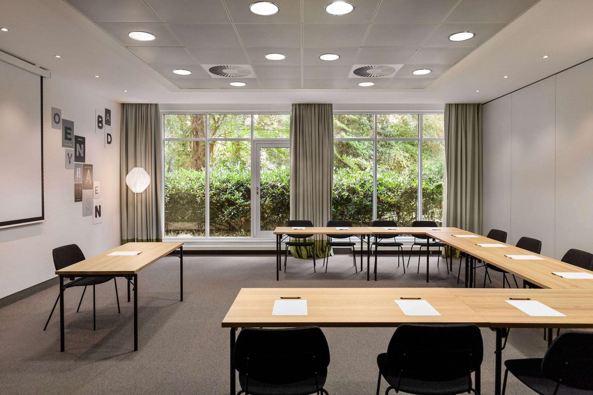 Sala de Reuniones Vienna House Easy by Wyndham Bad Oeynhausen