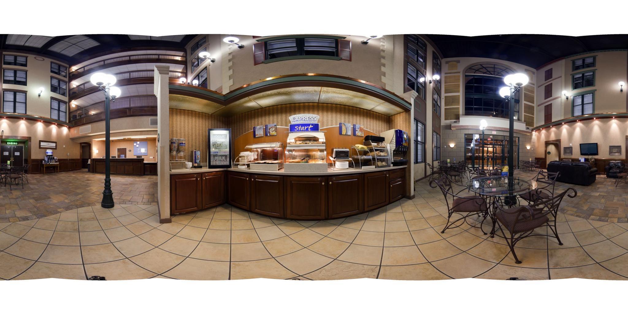 Vista Lobby Holiday Inn Express DeadwoodGold Dust Casino