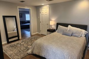 Alquiler Vacacional - Comfy on Carrollton Avenue
 dog friendly on streetcar line!