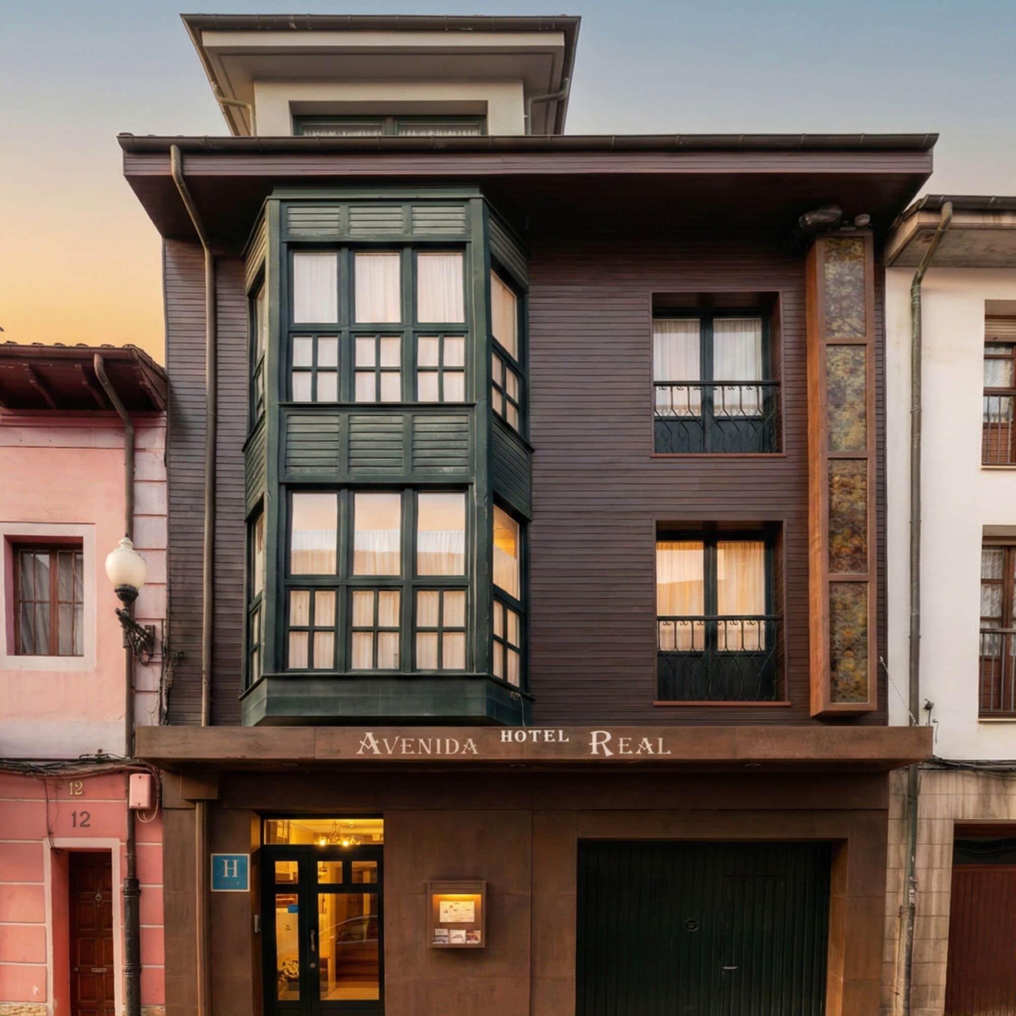 Vista Exterior Hotel Avenida Real