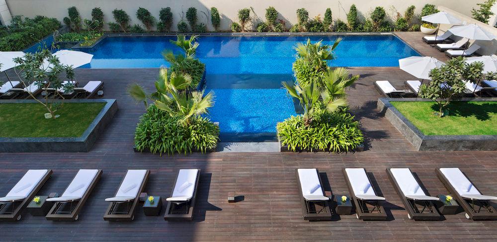 Vista Piscina JW Marriott Hotel New Delhi Aerocity