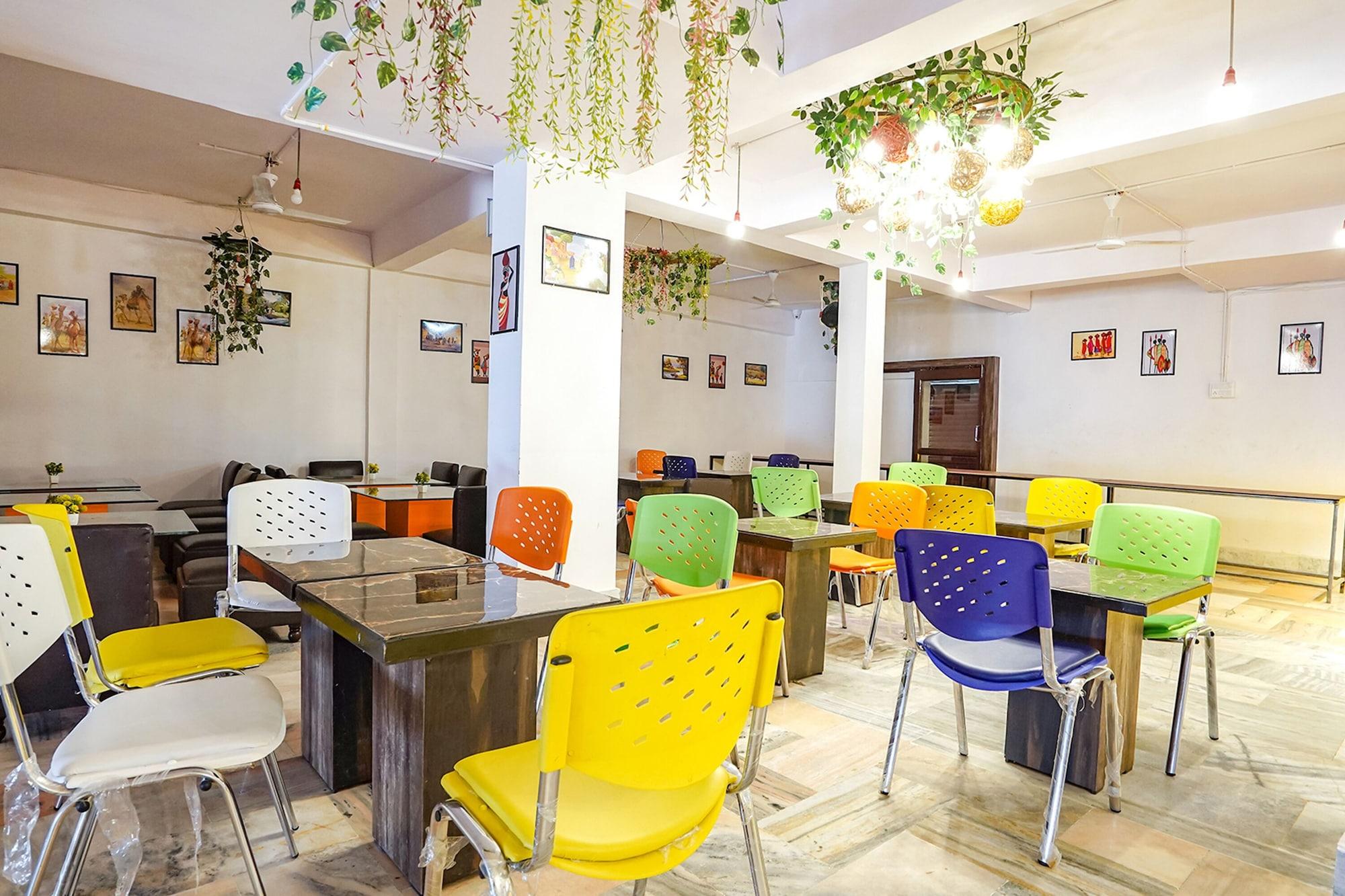 Restaurant Fabhotel New Shanti