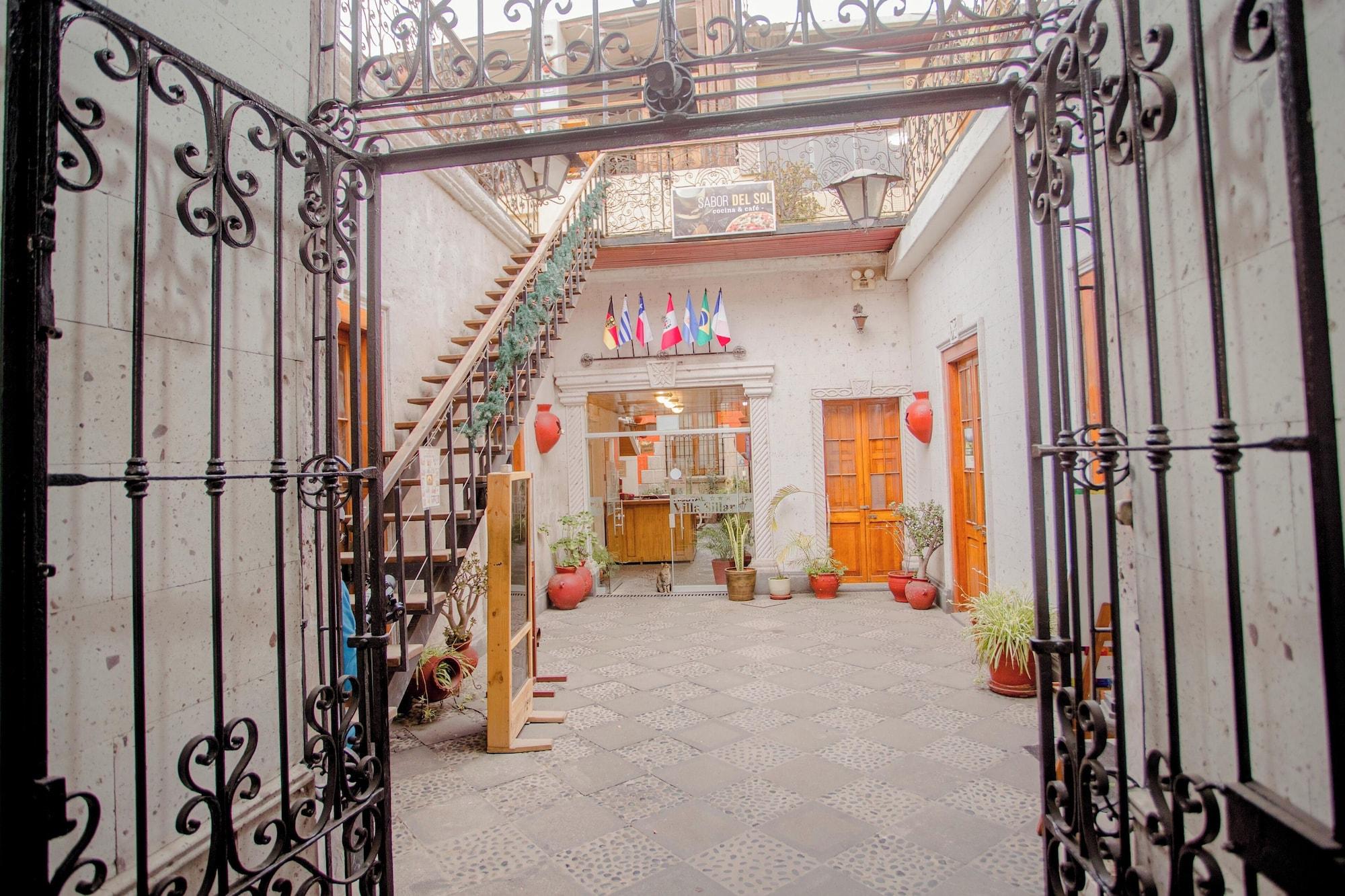 Vista Exterior Hostal Villa Sillar