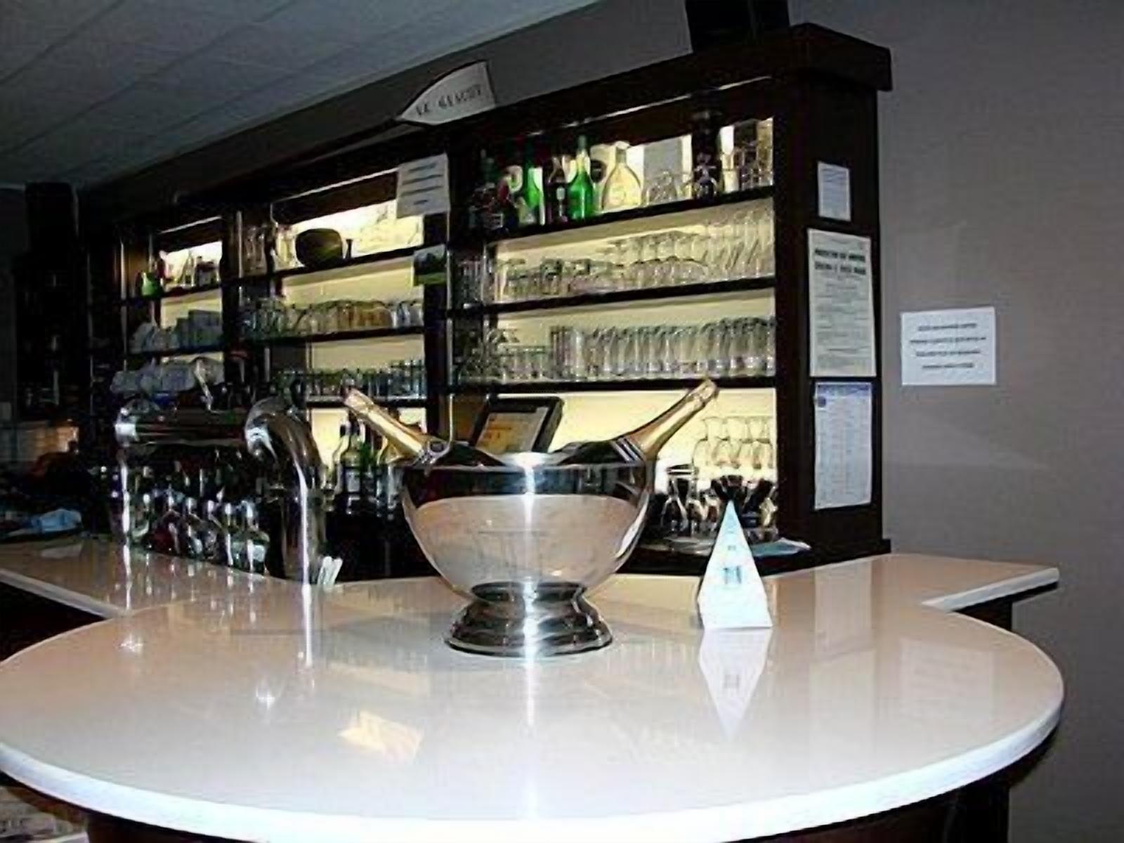 Bar/Salón Hôtel Le Glacier