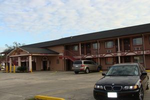 Alojamiento - Colonial Inn