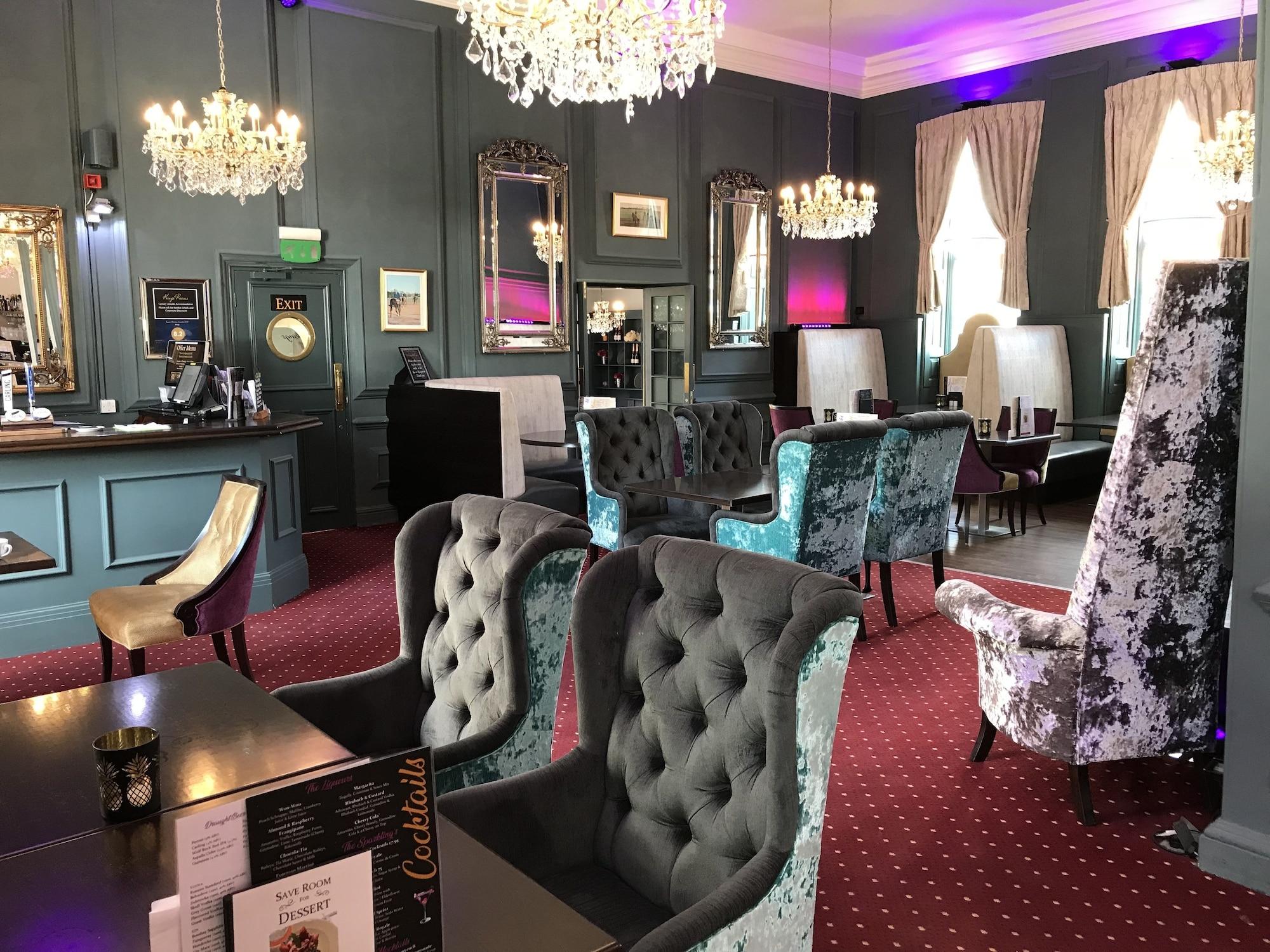 Vista Lobby Kings Newmarket