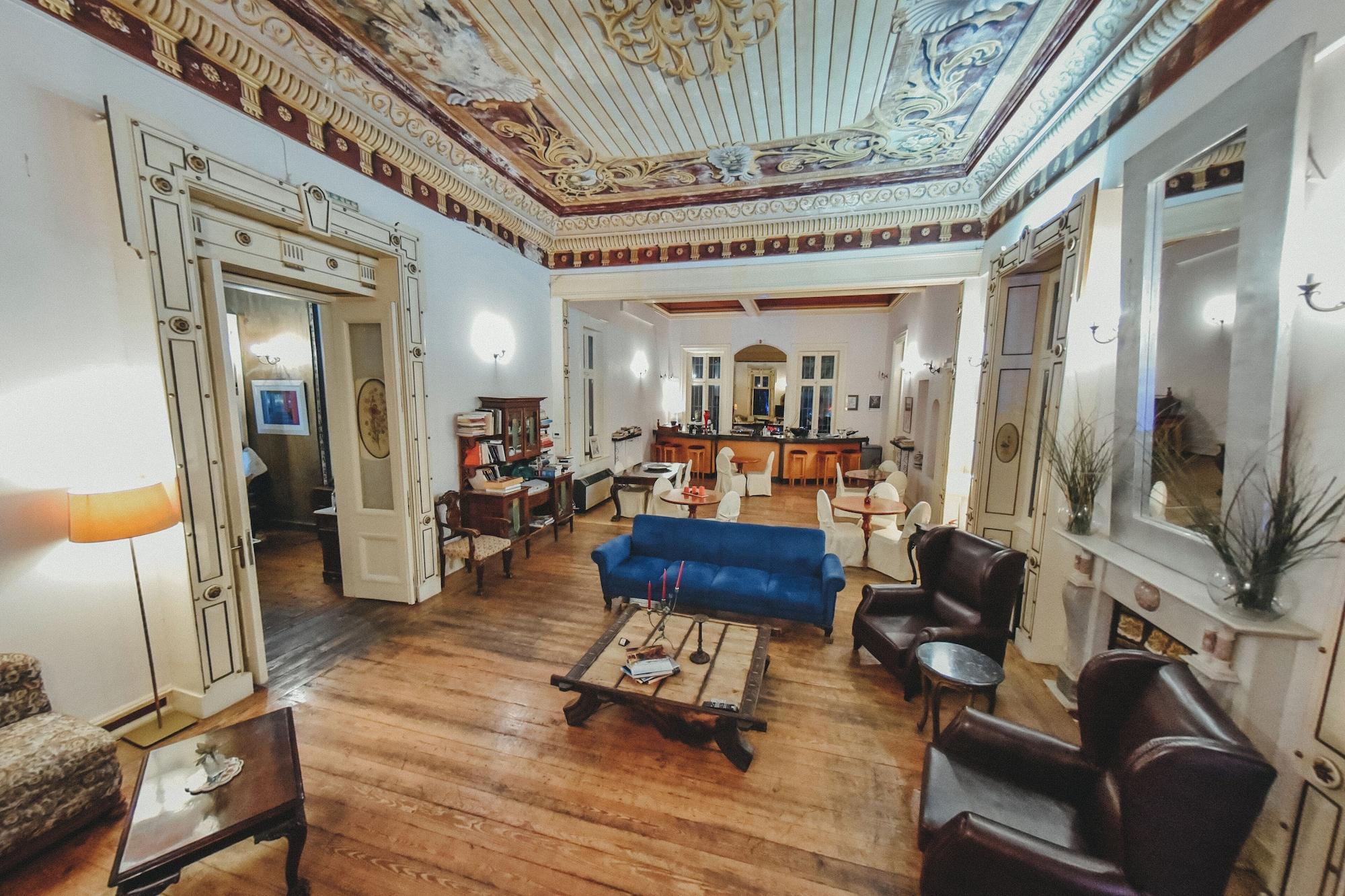 Vista Lobby The Loriet