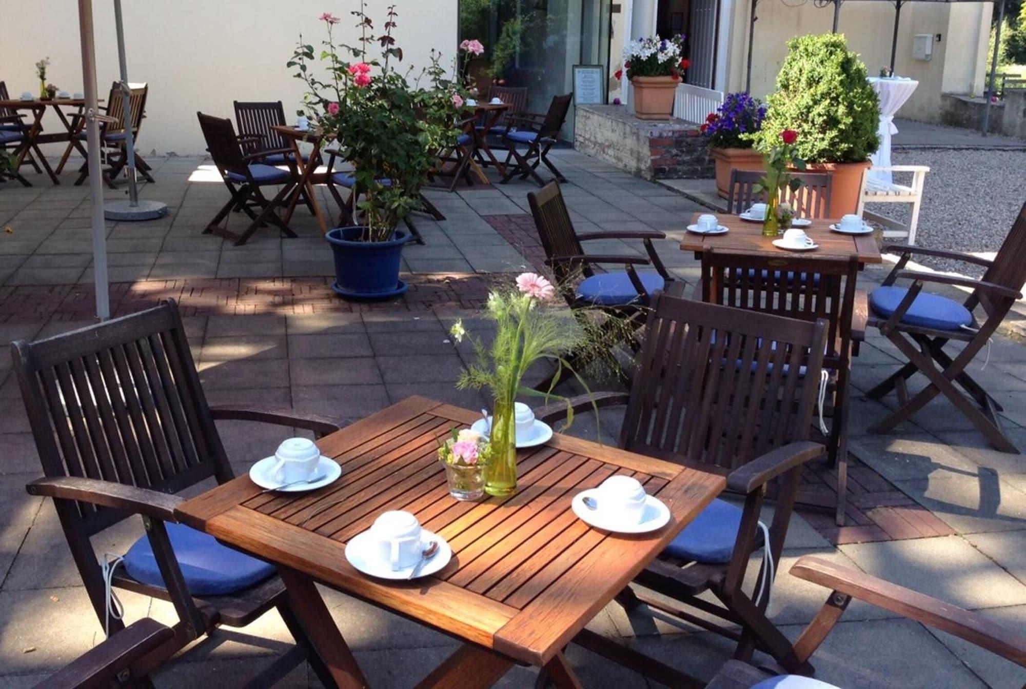 Restaurant Burg Boetzelaer