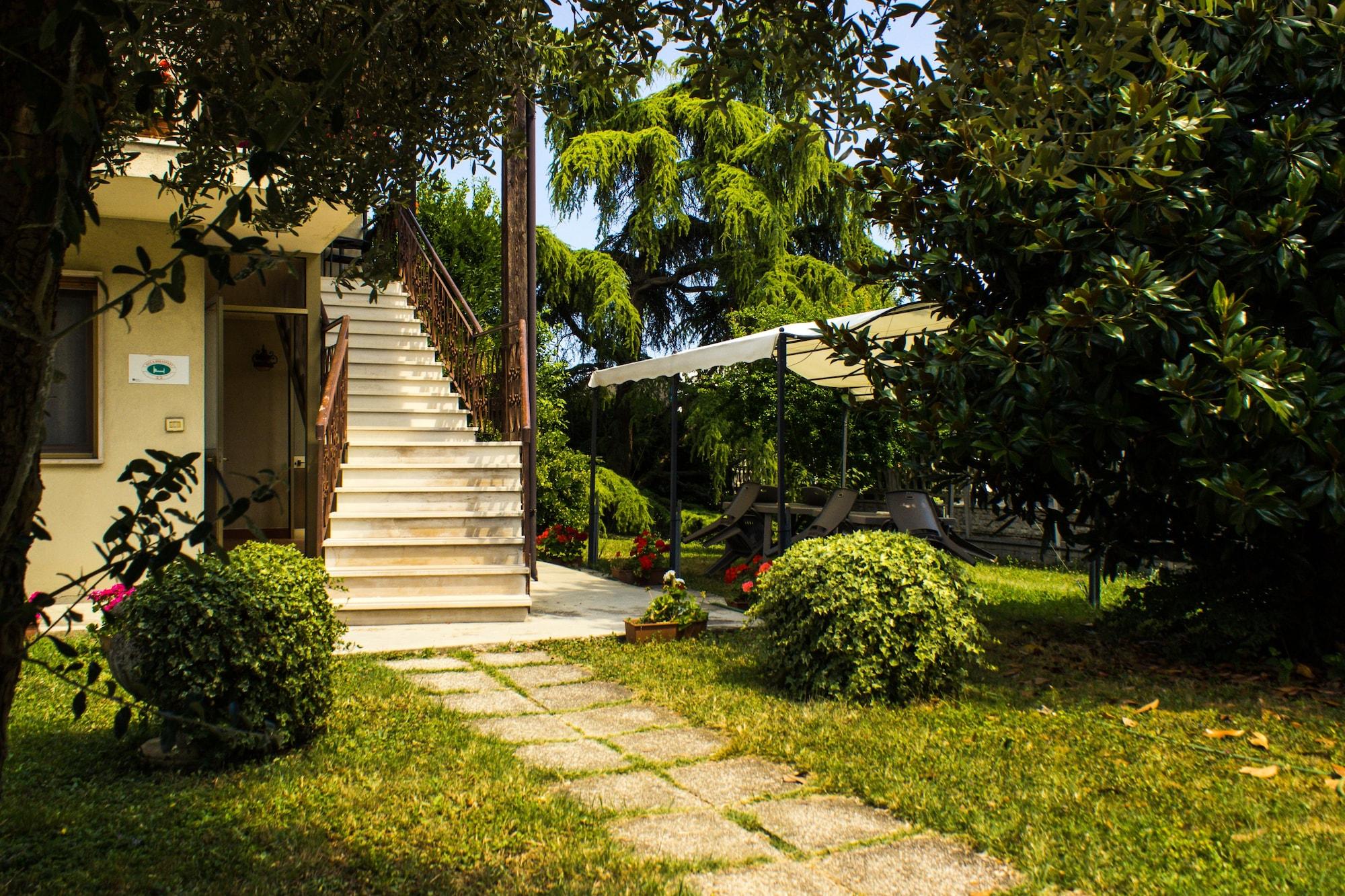 Vista Exterior B&B Airport Venice Diego