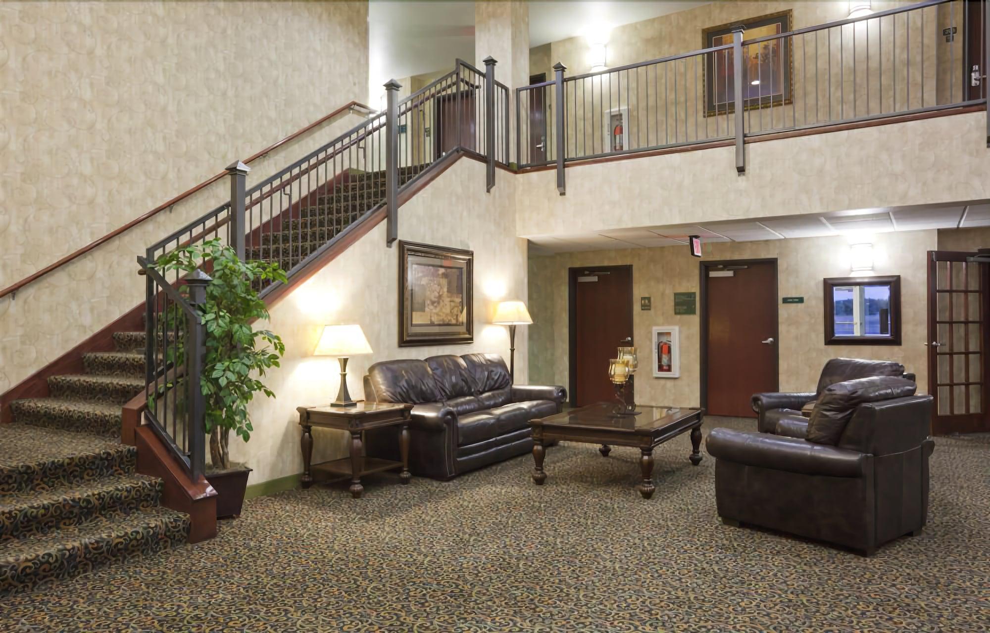 Vista Lobby GrandStay Hotel & Suites Becker-Big Lake