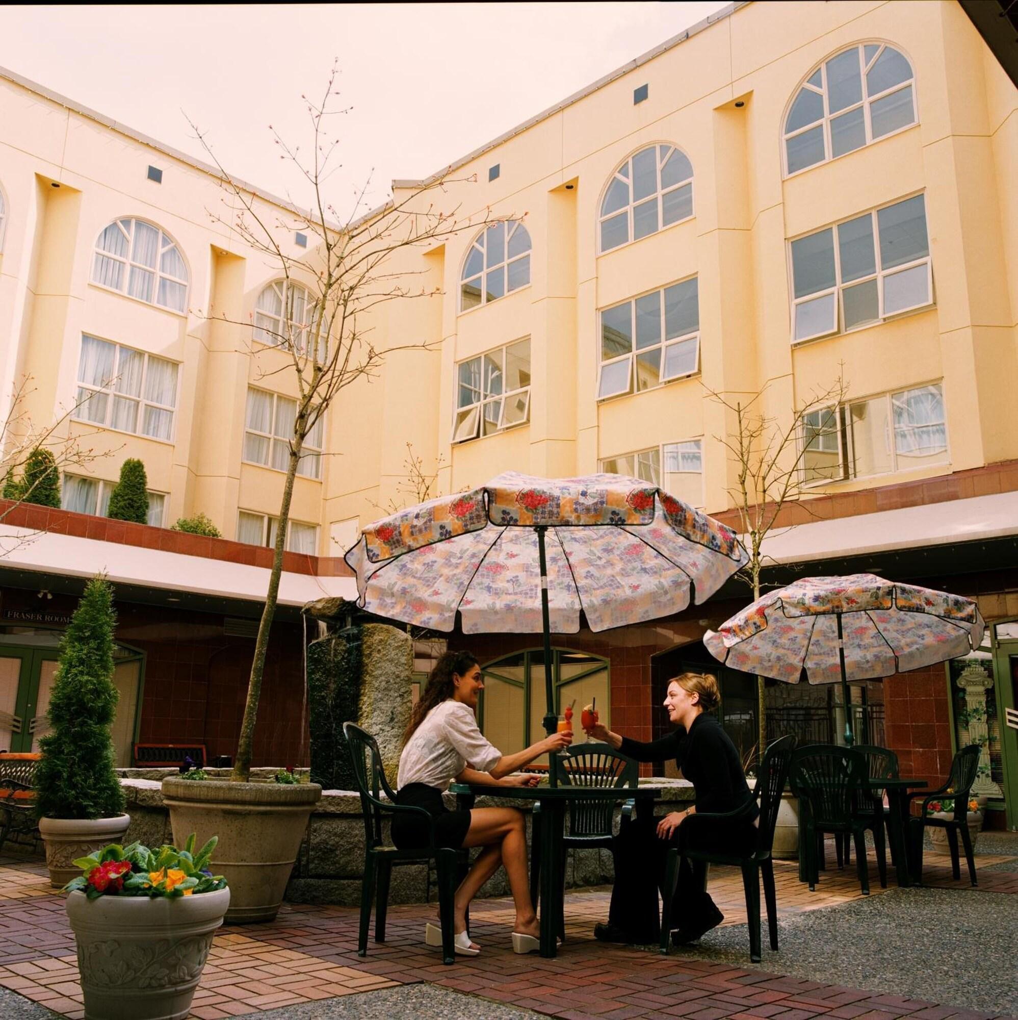 Restaurant Harrison Lake Hotel