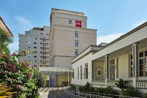Alojamiento - ibis Curitiba Batel