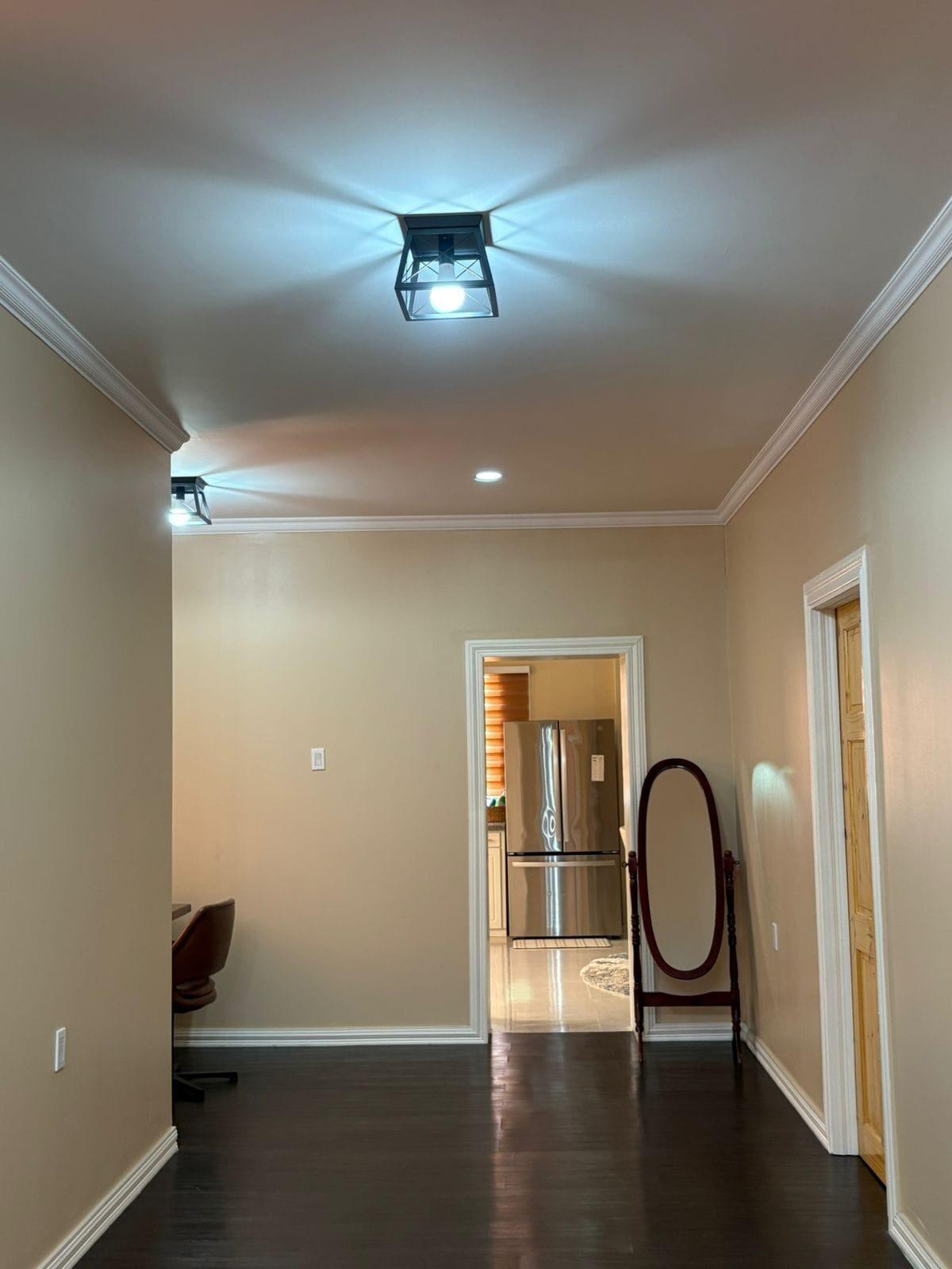 Varios Carmichael Suites