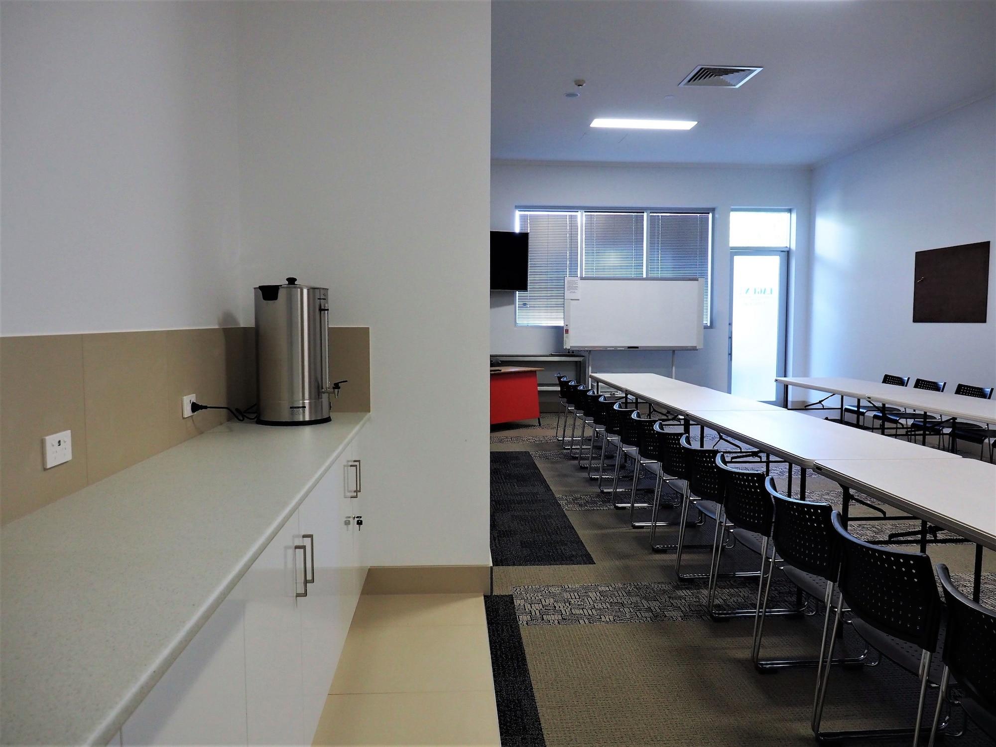 Sala de Reuniones Laguna Apartments