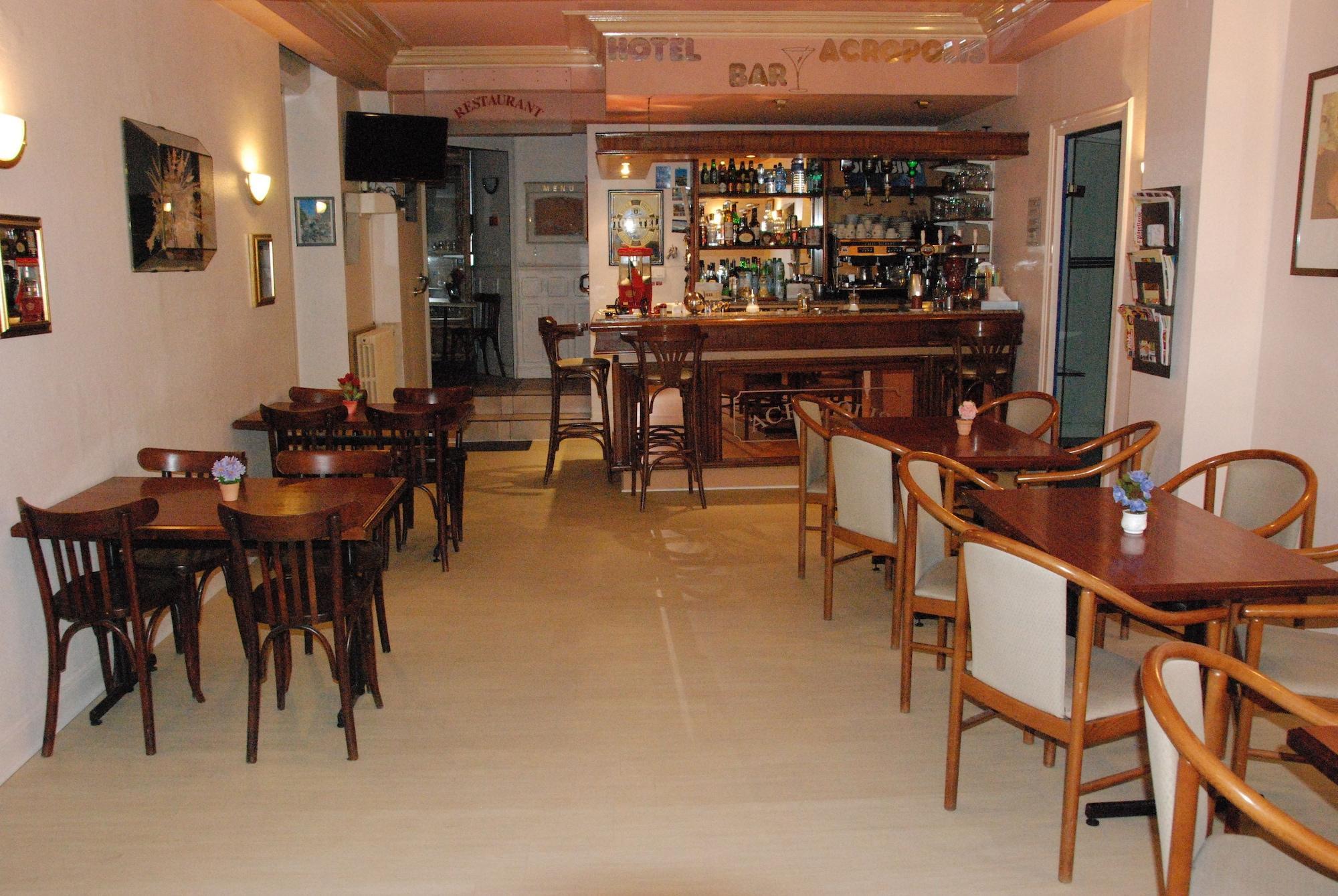 Bar/Salón Hotel Acropolis